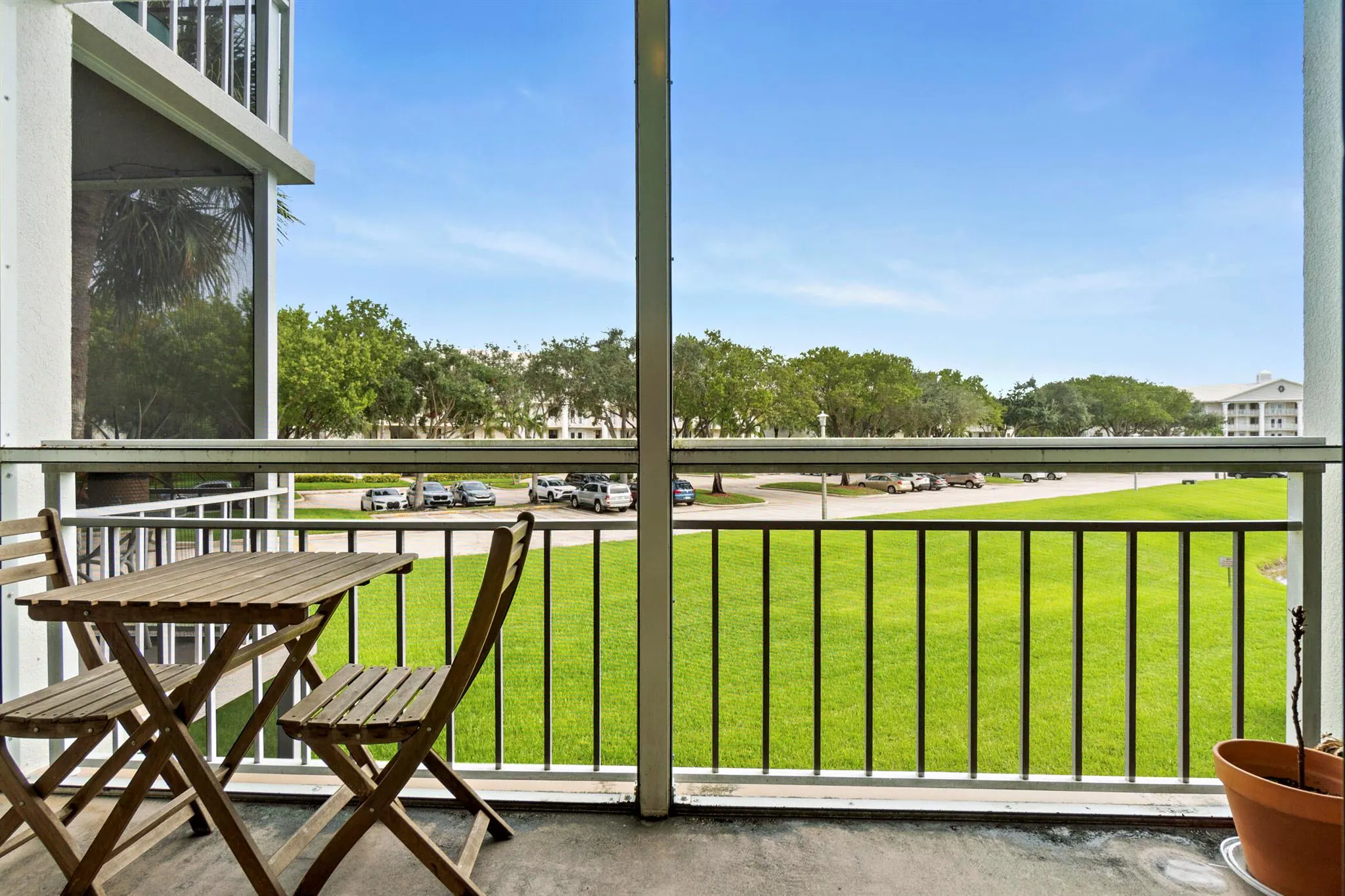 6193 Balboa Circle, #202