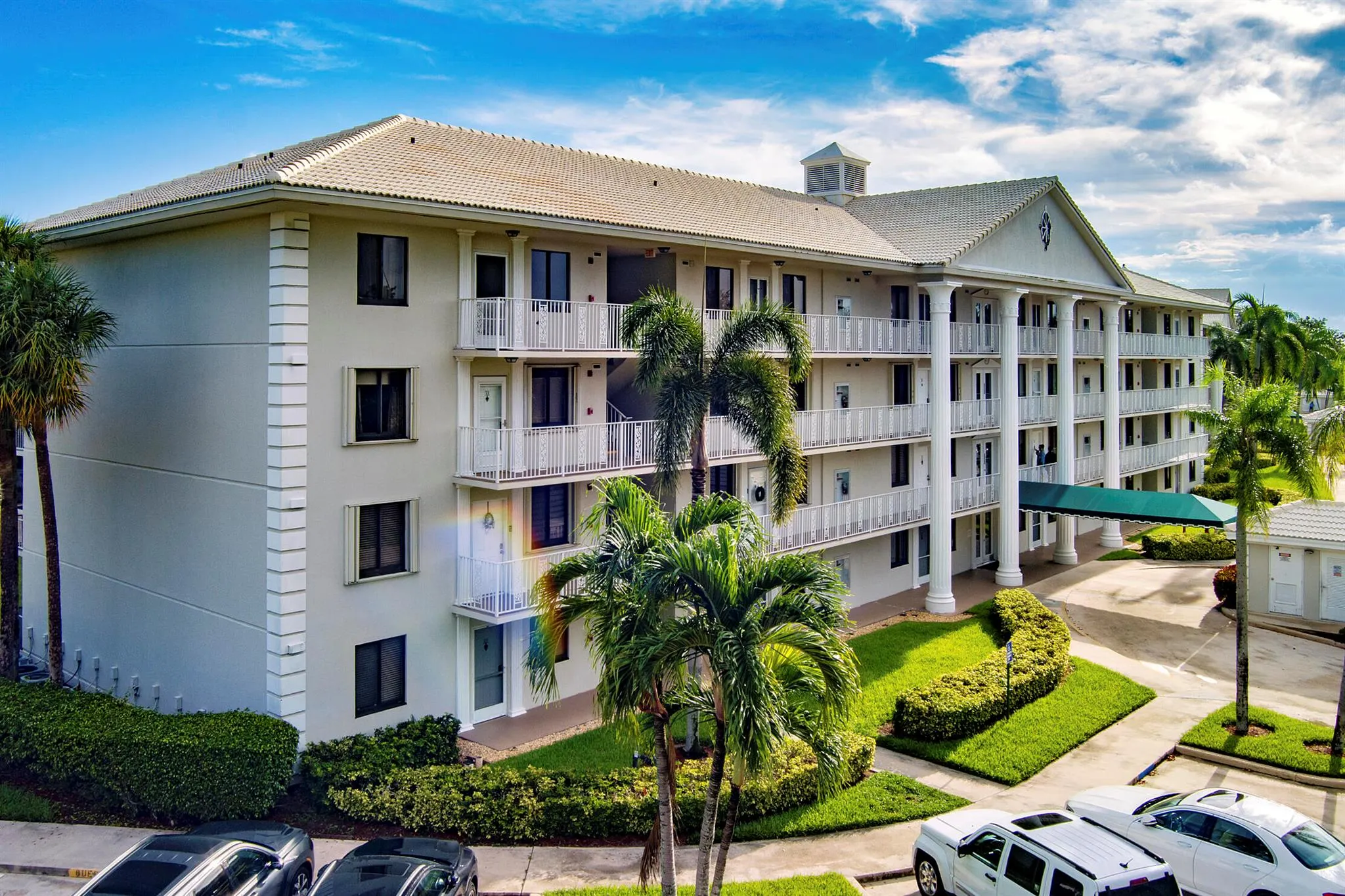 6193 Balboa Circle, #202