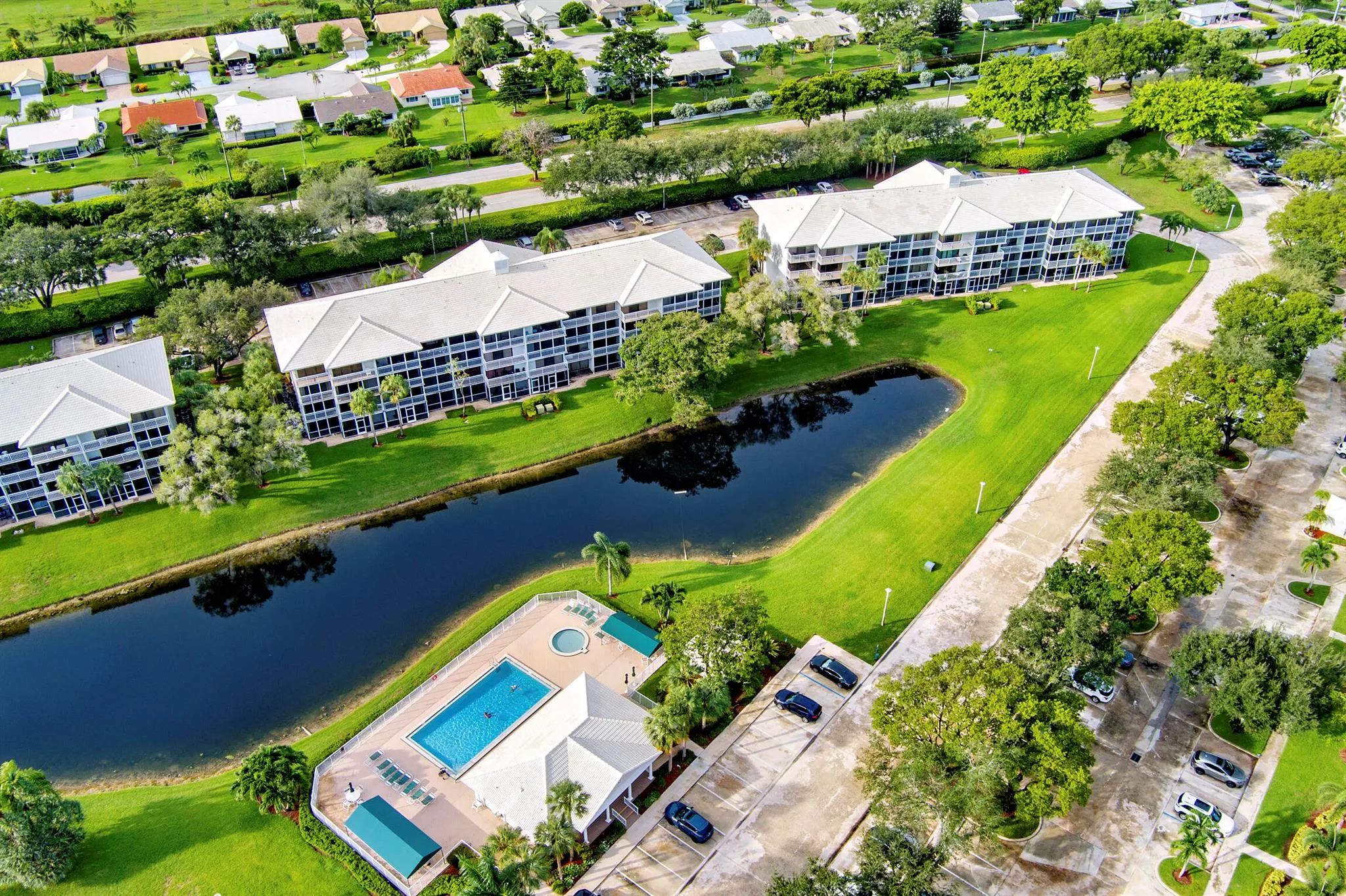 6193 Balboa Circle, #202
