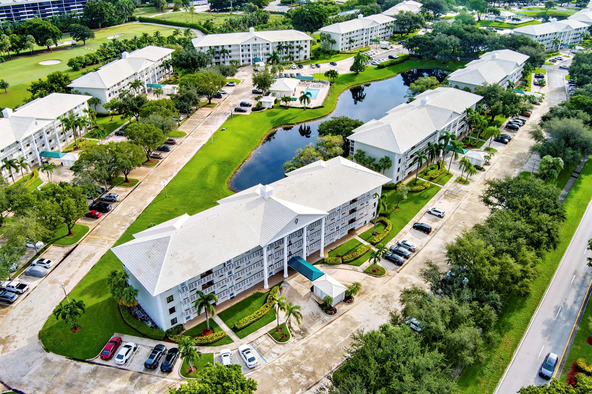 6193 Balboa Circle, #202