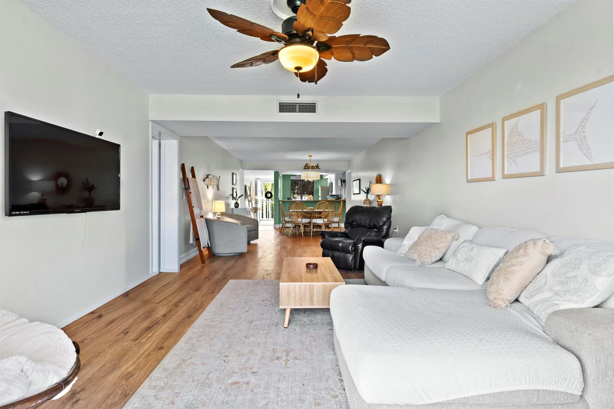 6193 Balboa Circle, #202
