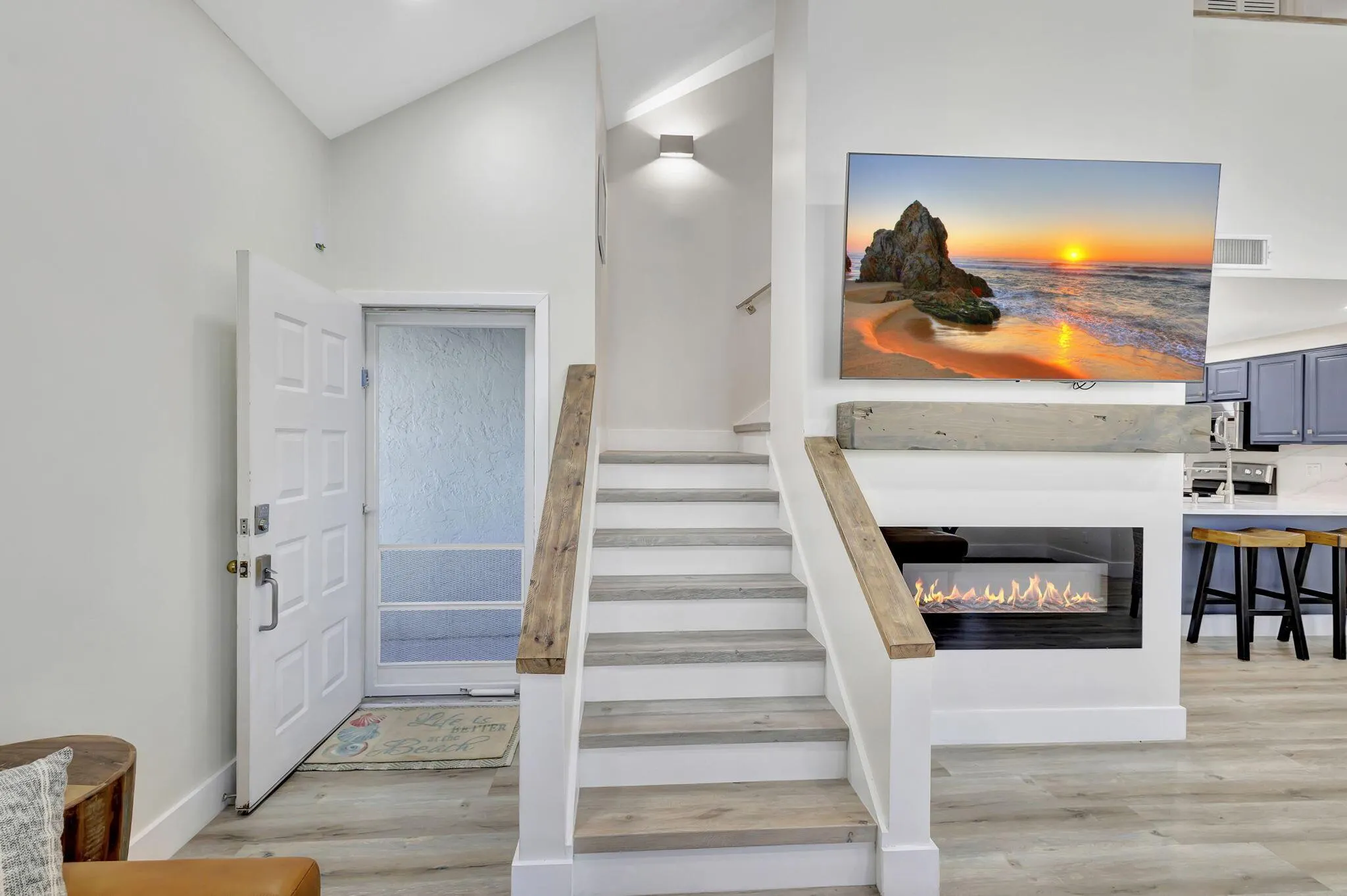 1501 Mizzenmast Way