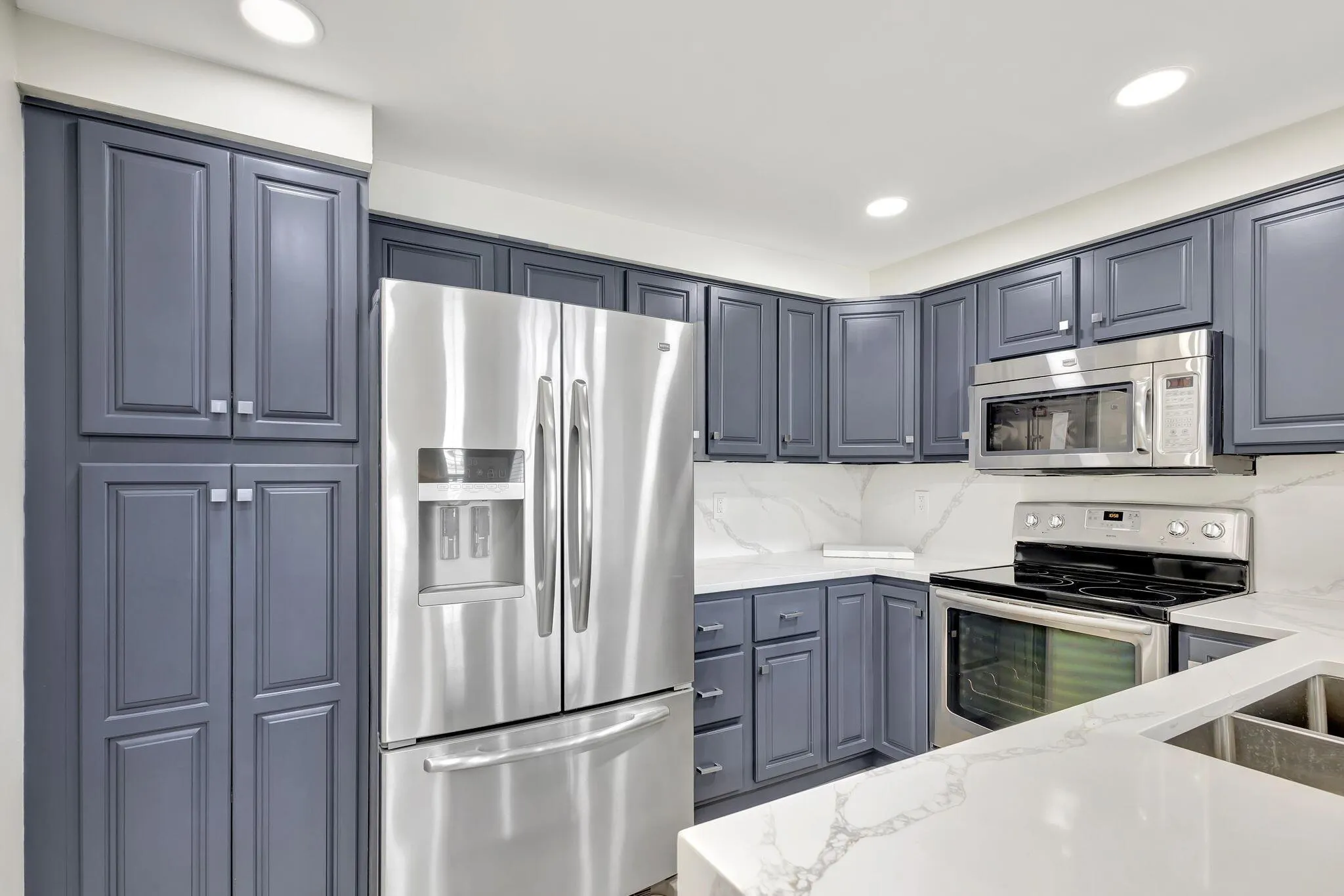 1501 Mizzenmast Way
