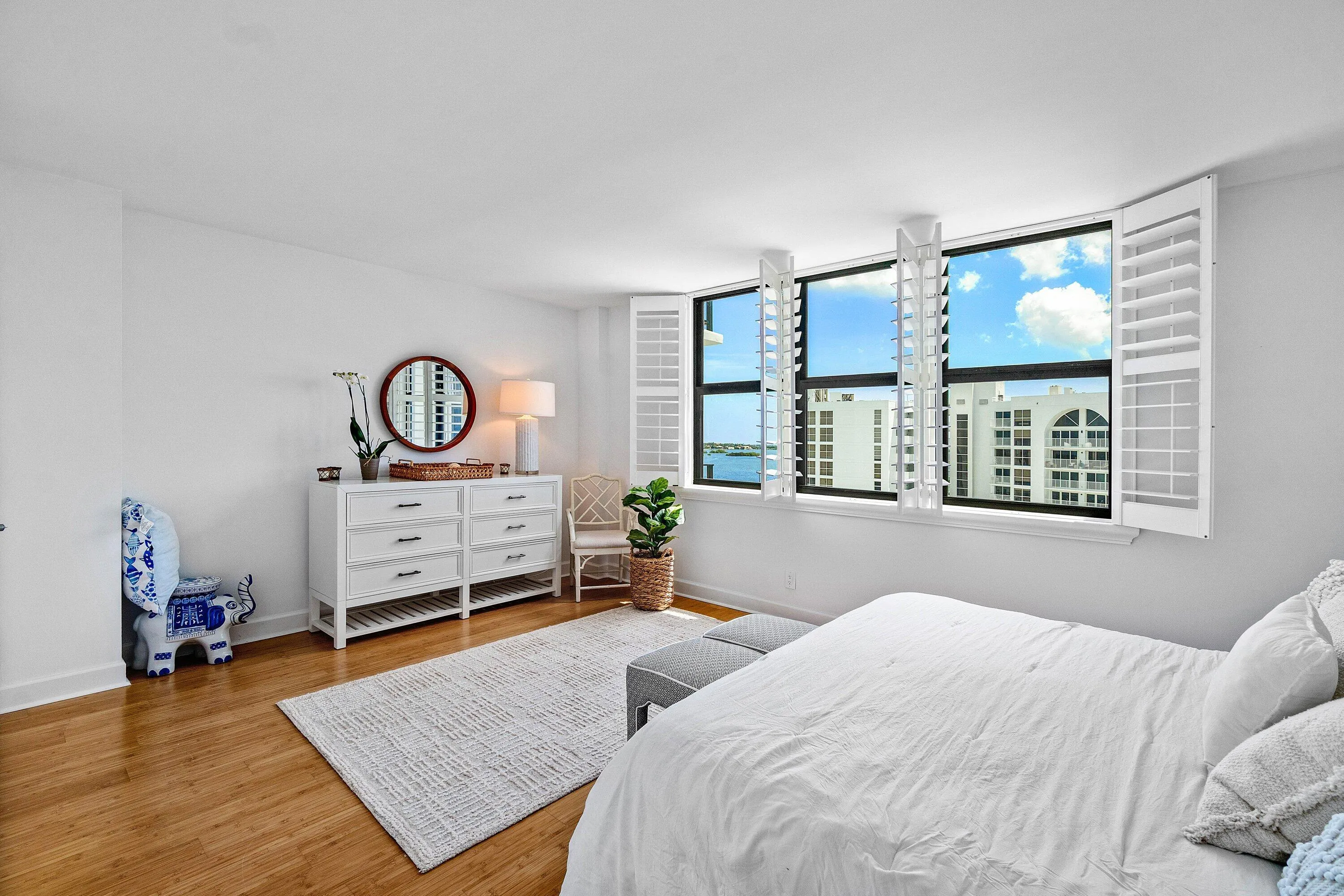 3800 Washington Road, #904
