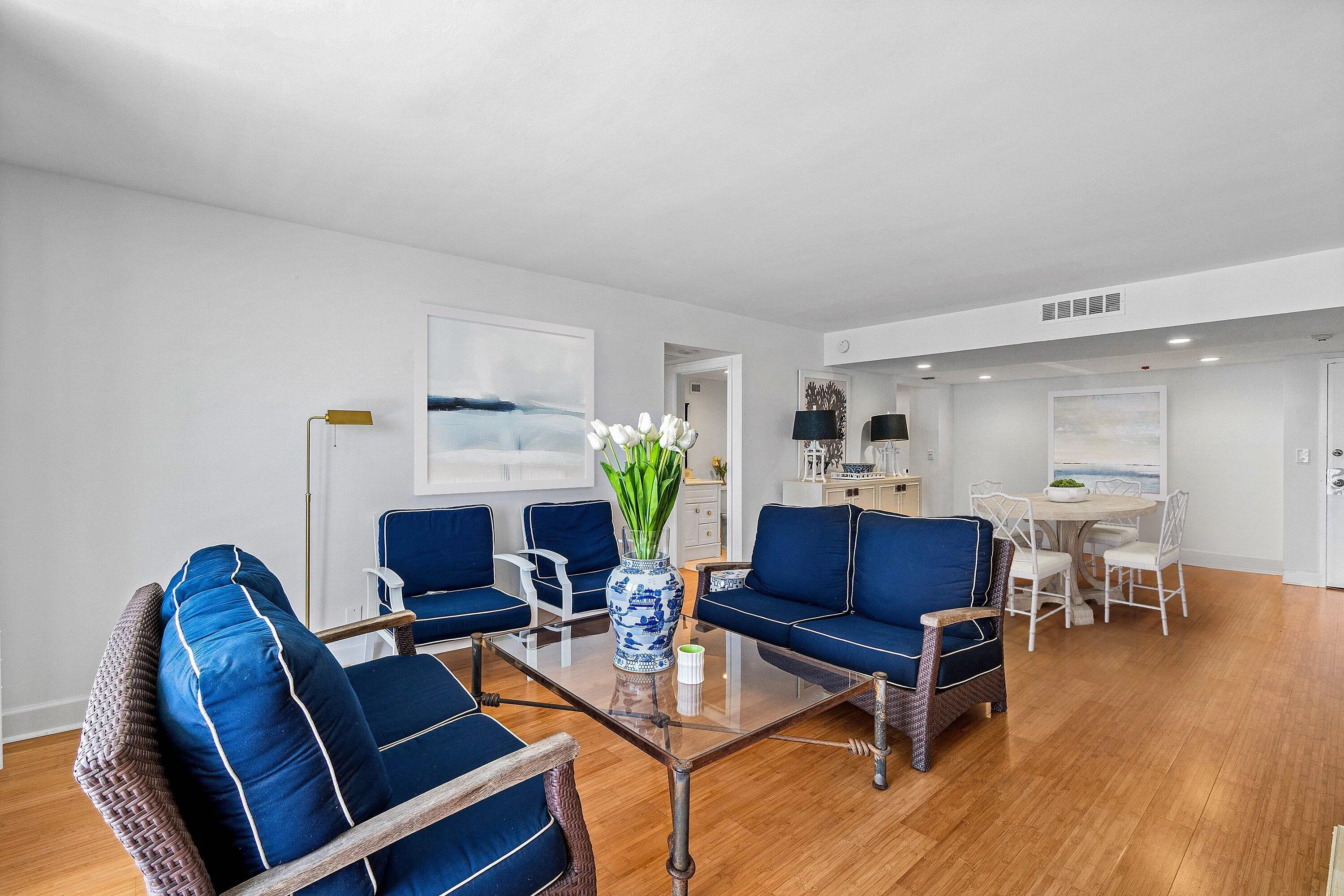 3800 Washington Road, #904