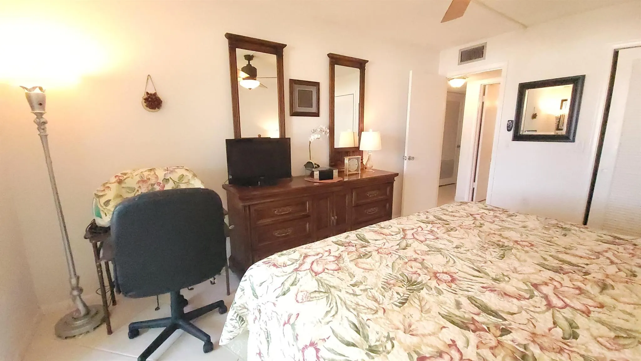 209 Greenbrier A
