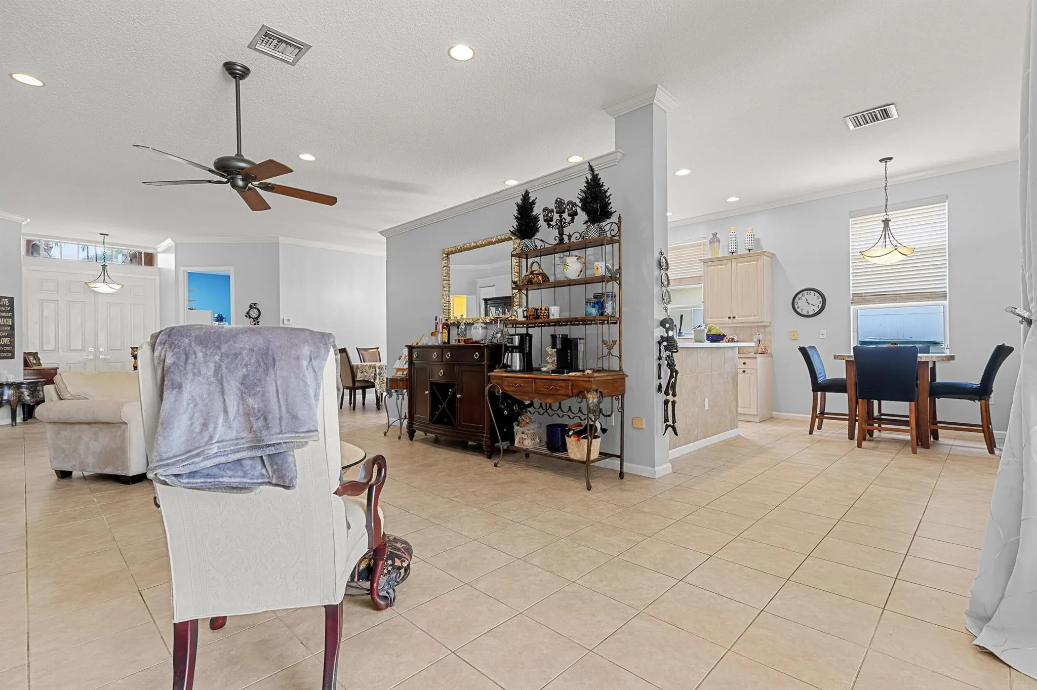 2111 2111 Bellcrest Ct, Royal Palm Court