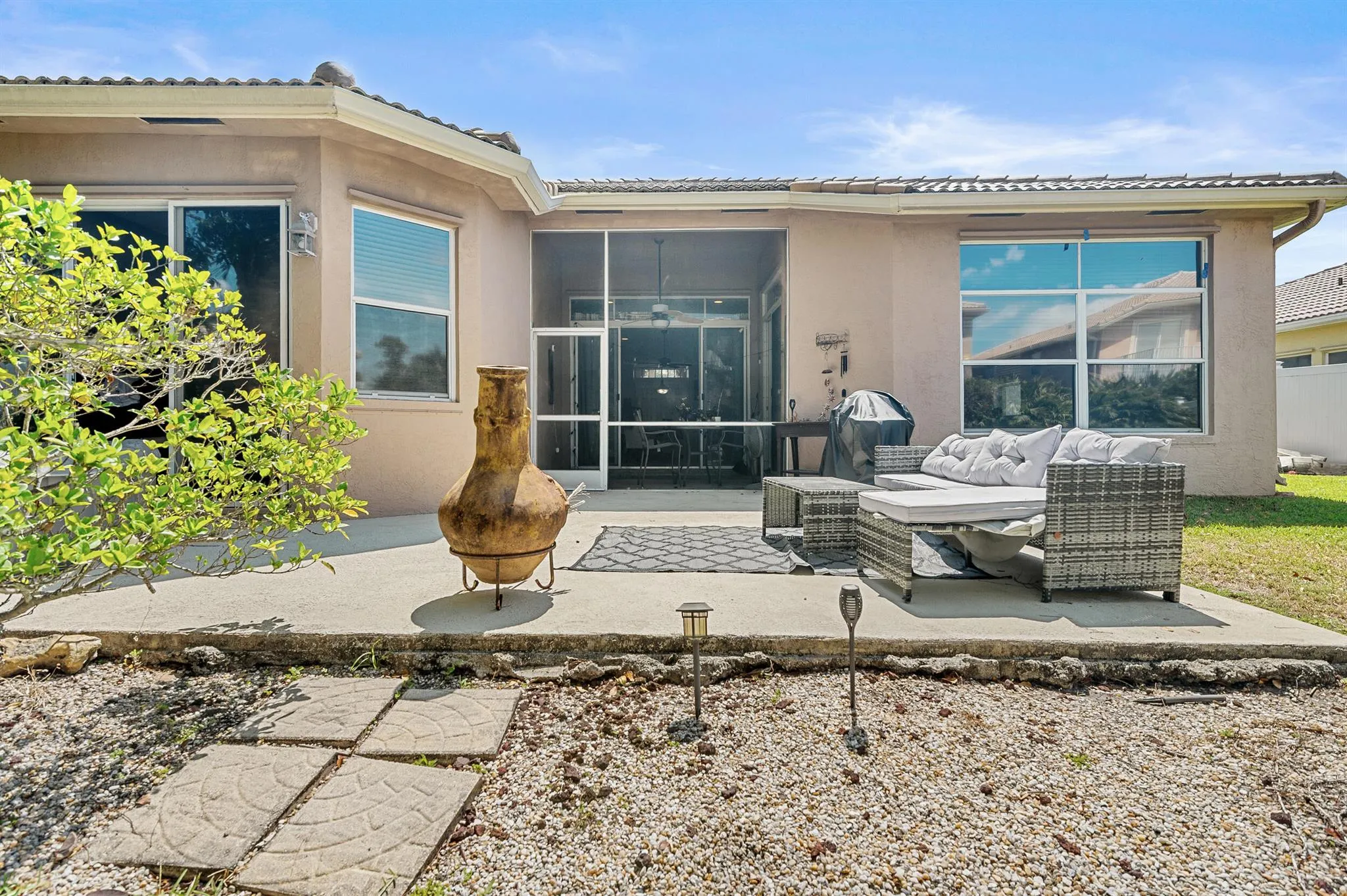 2111 2111 Bellcrest Ct, Royal Palm Court