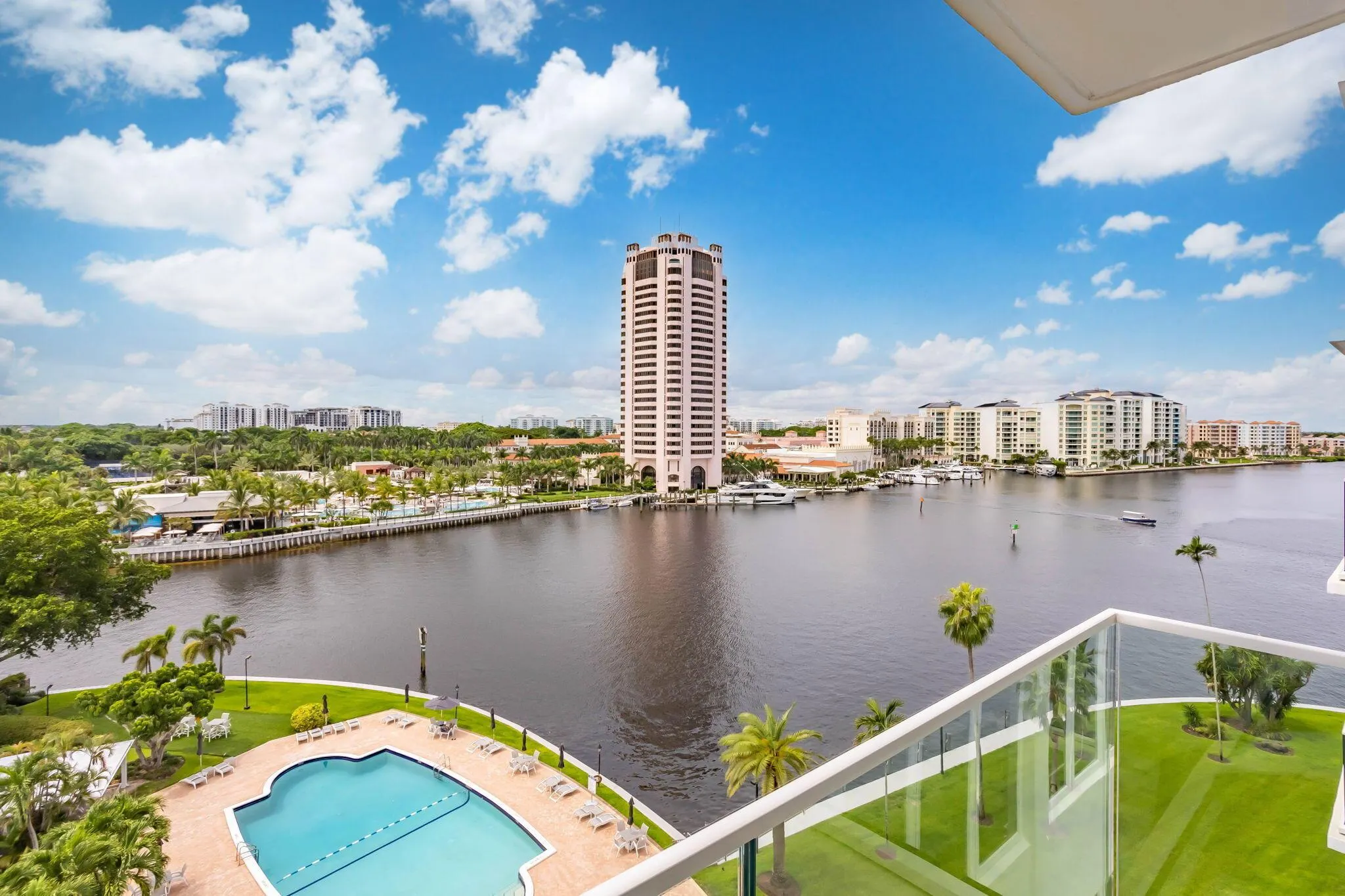 701 E Camino Real, #8f