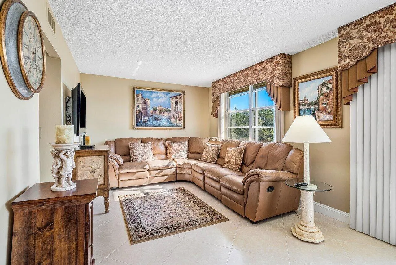 6200 NW 2nd Avenue, #415