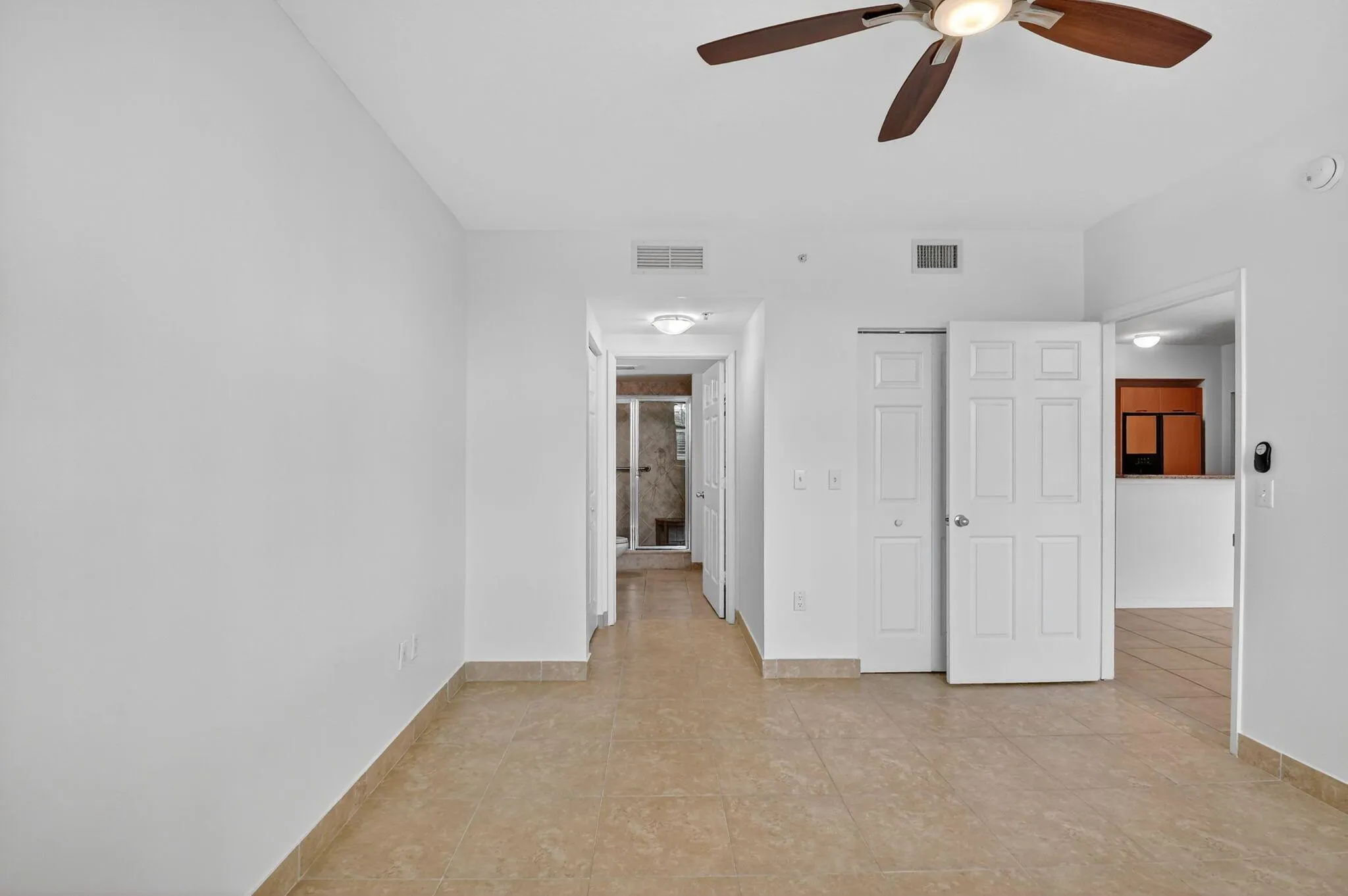 625 Casa Loma Boulevard, #304
