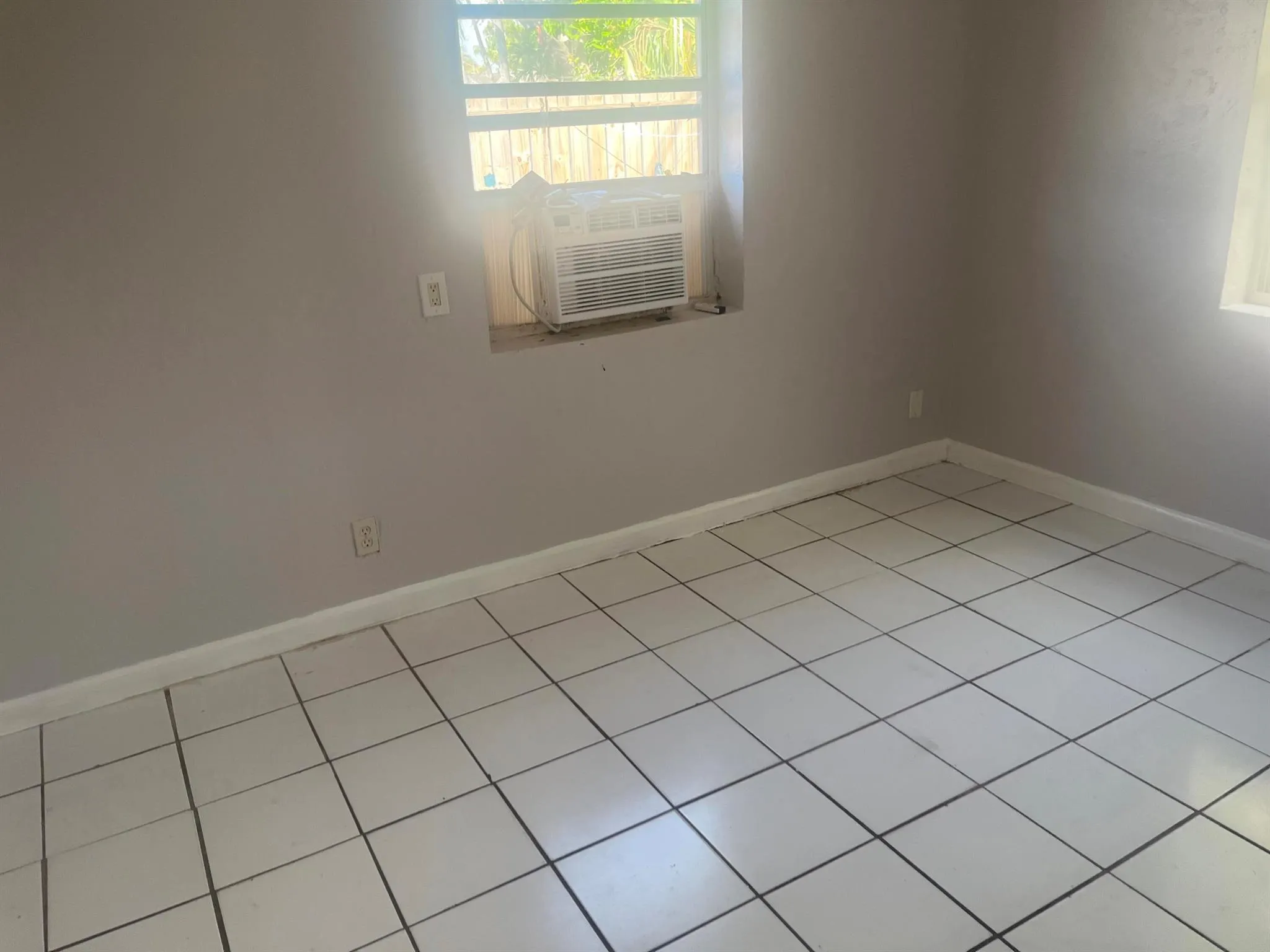 2025 Delphia Street, #3