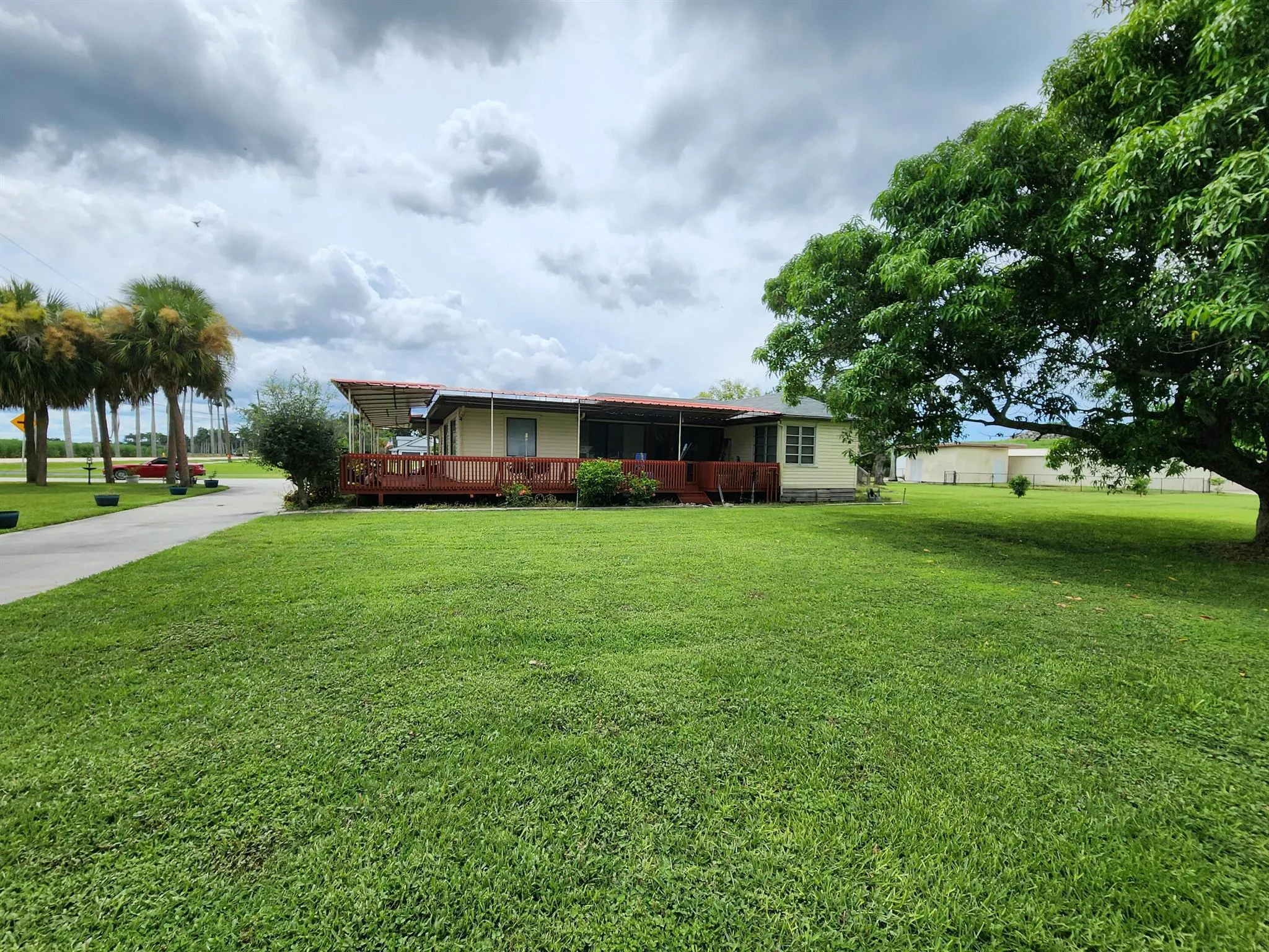 2727 Bacom Point Road
