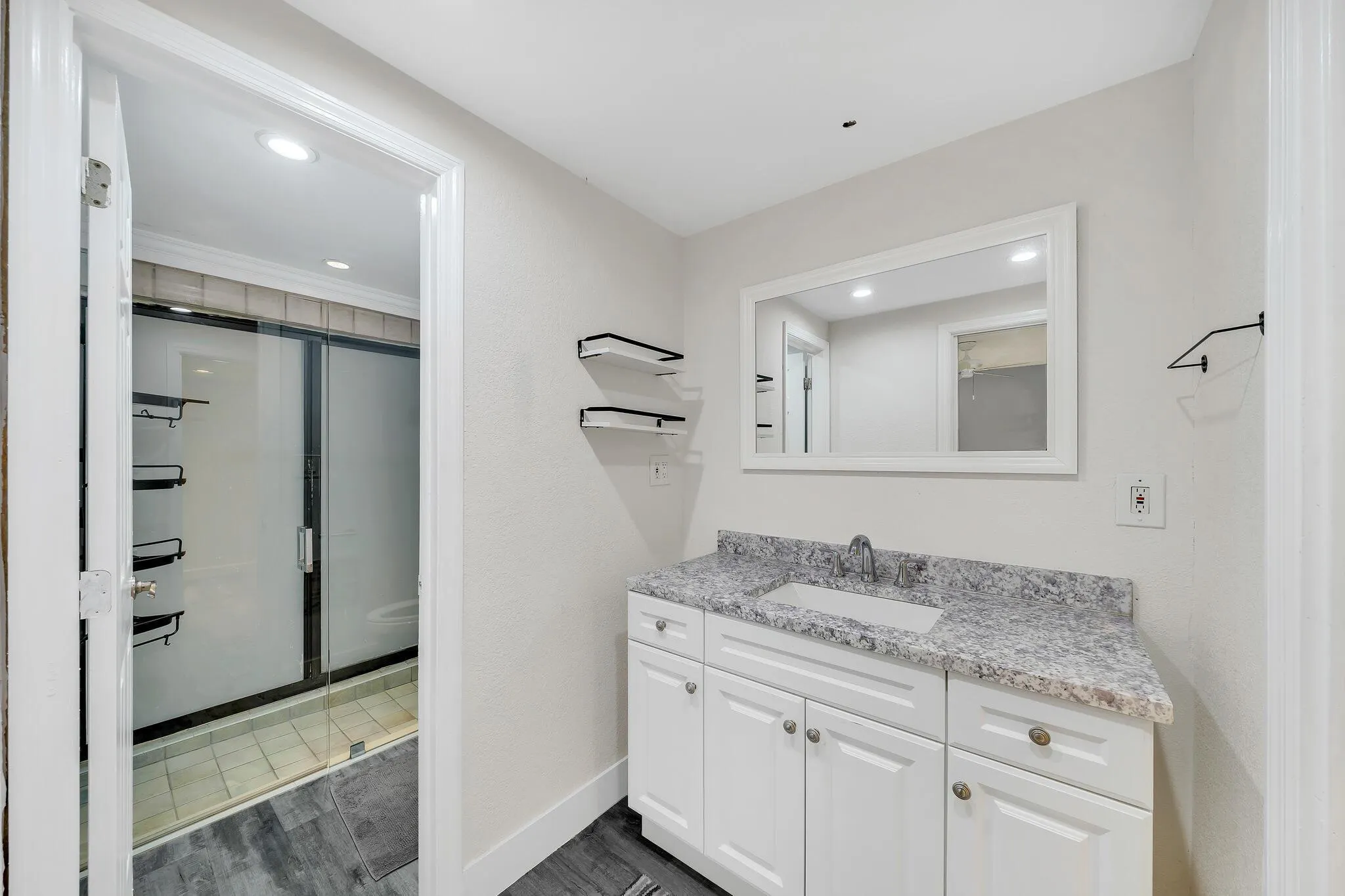 714 E Coco Plum Circle, #2