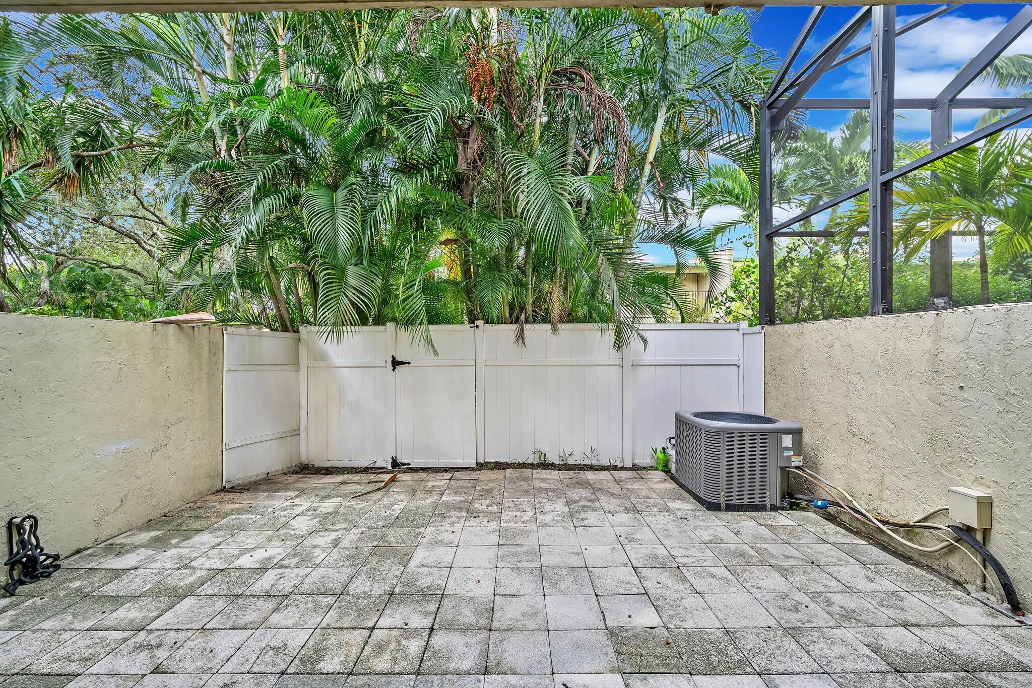714 E Coco Plum Circle, #2