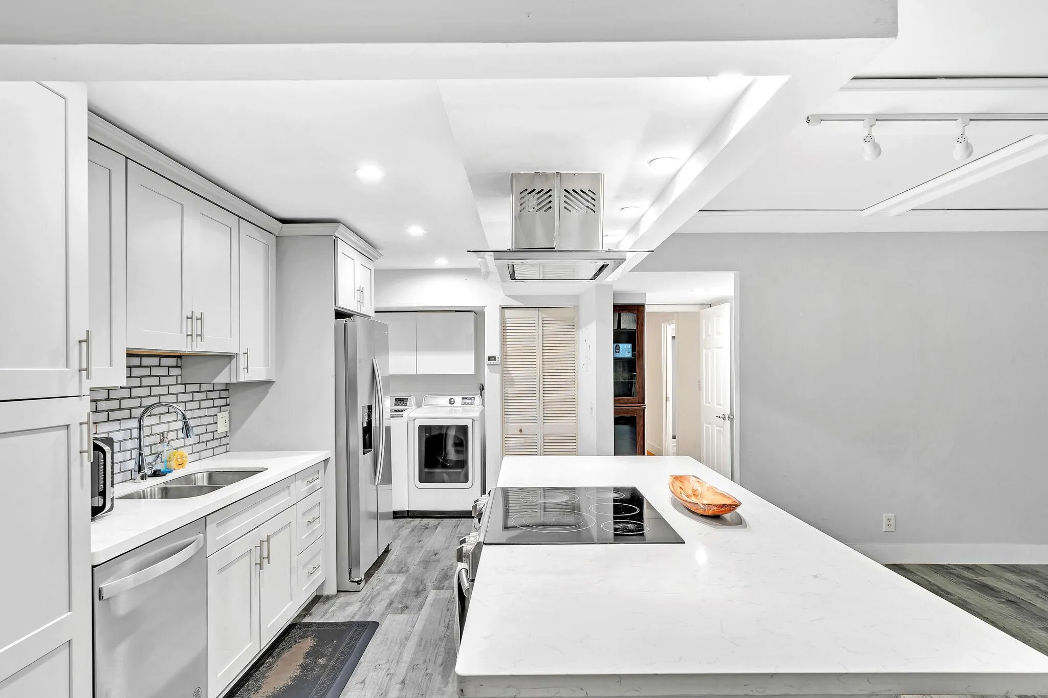 714 E Coco Plum Circle, #2