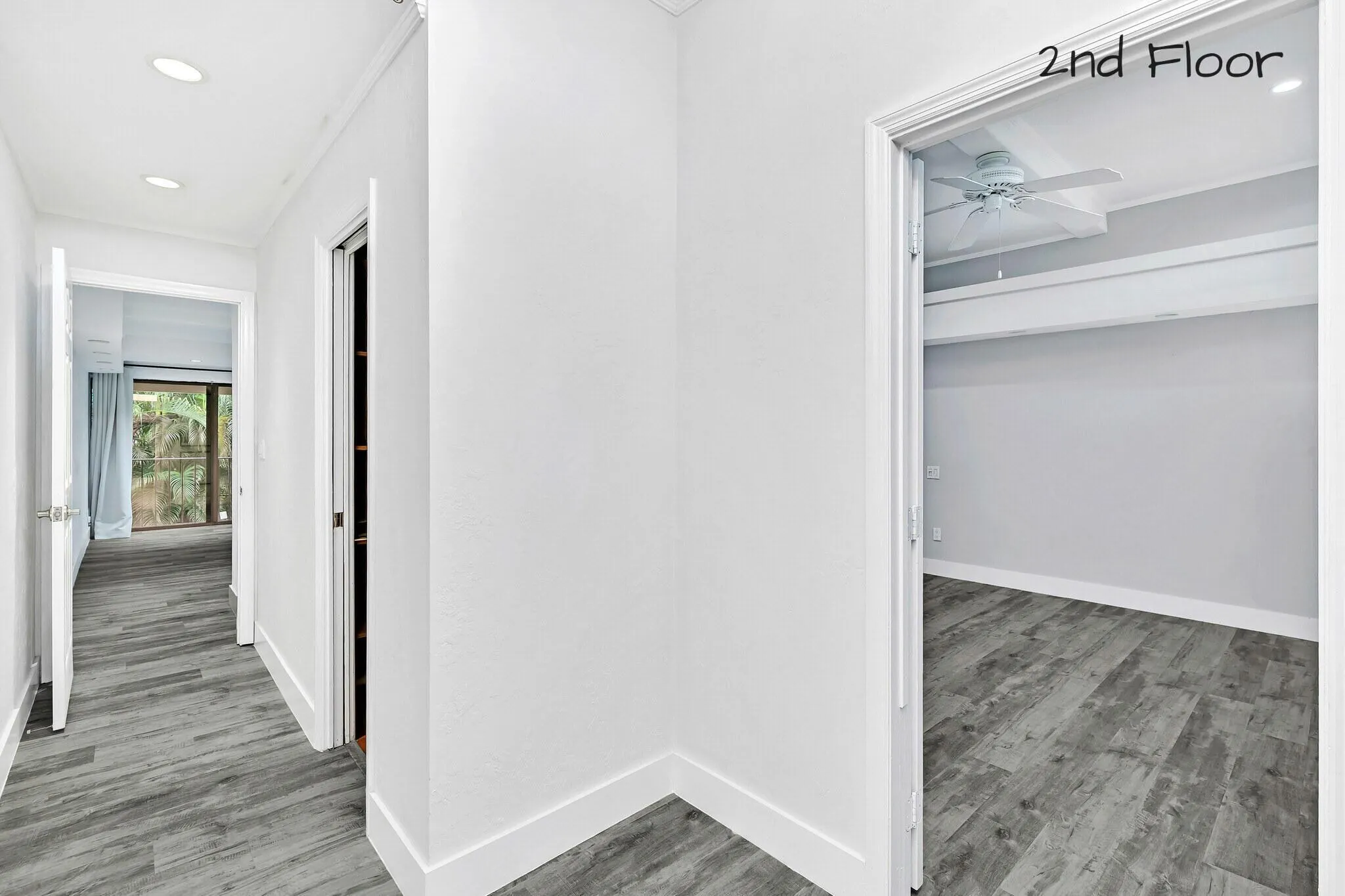 714 E Coco Plum Circle, #2