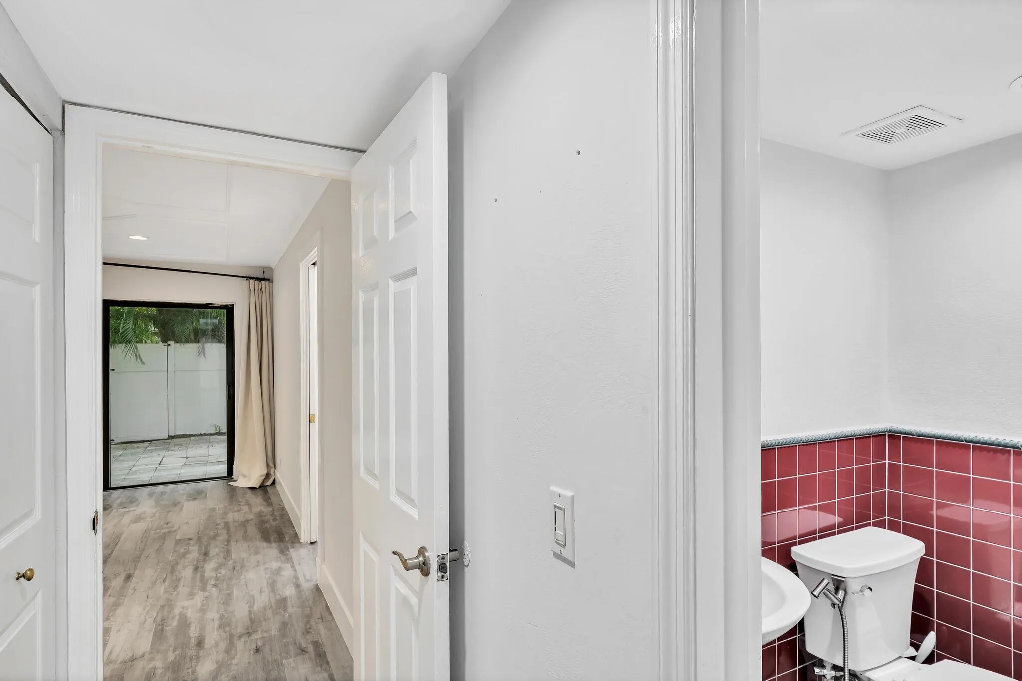 714 E Coco Plum Circle, #2