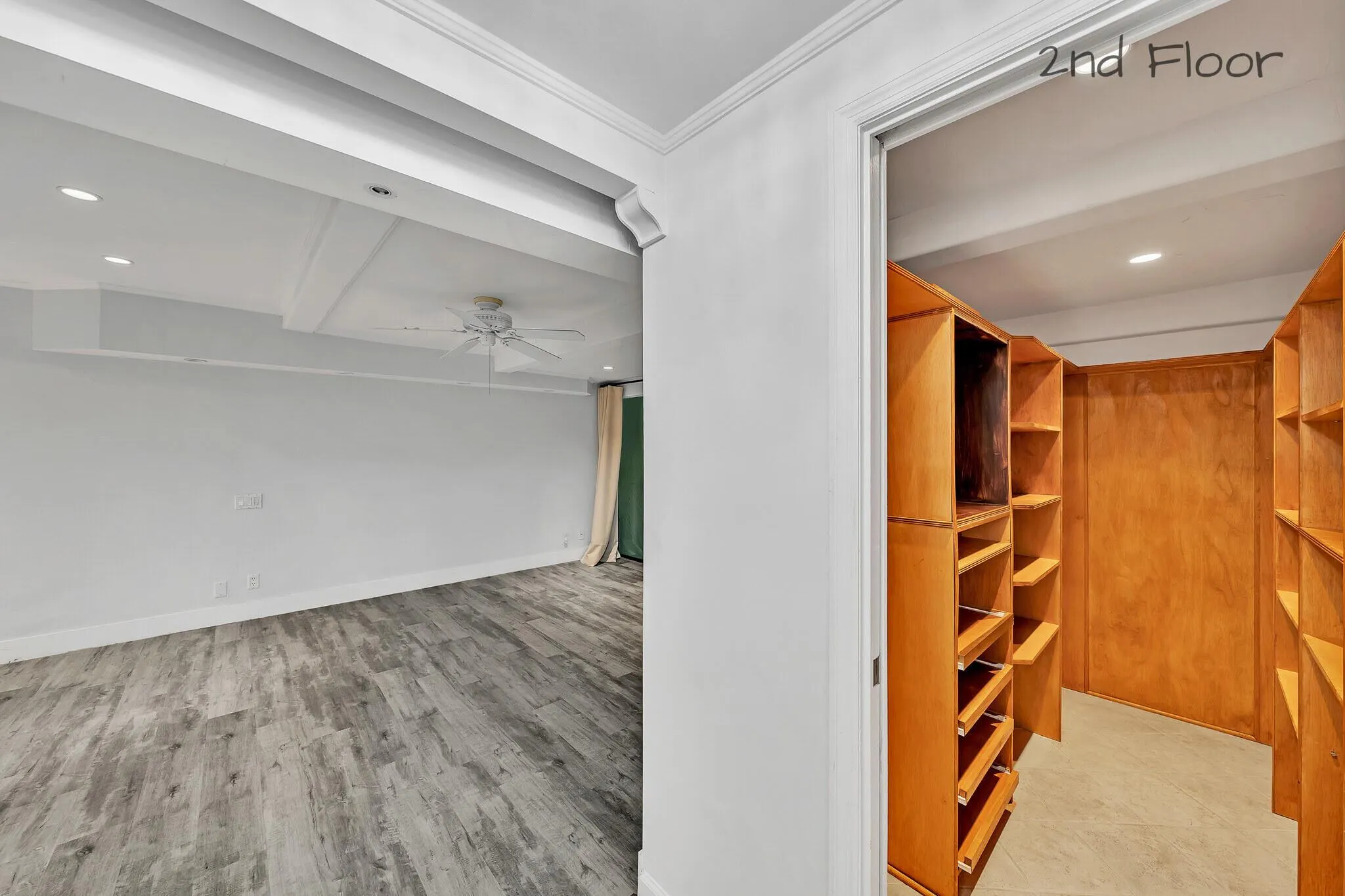 714 E Coco Plum Circle, #2