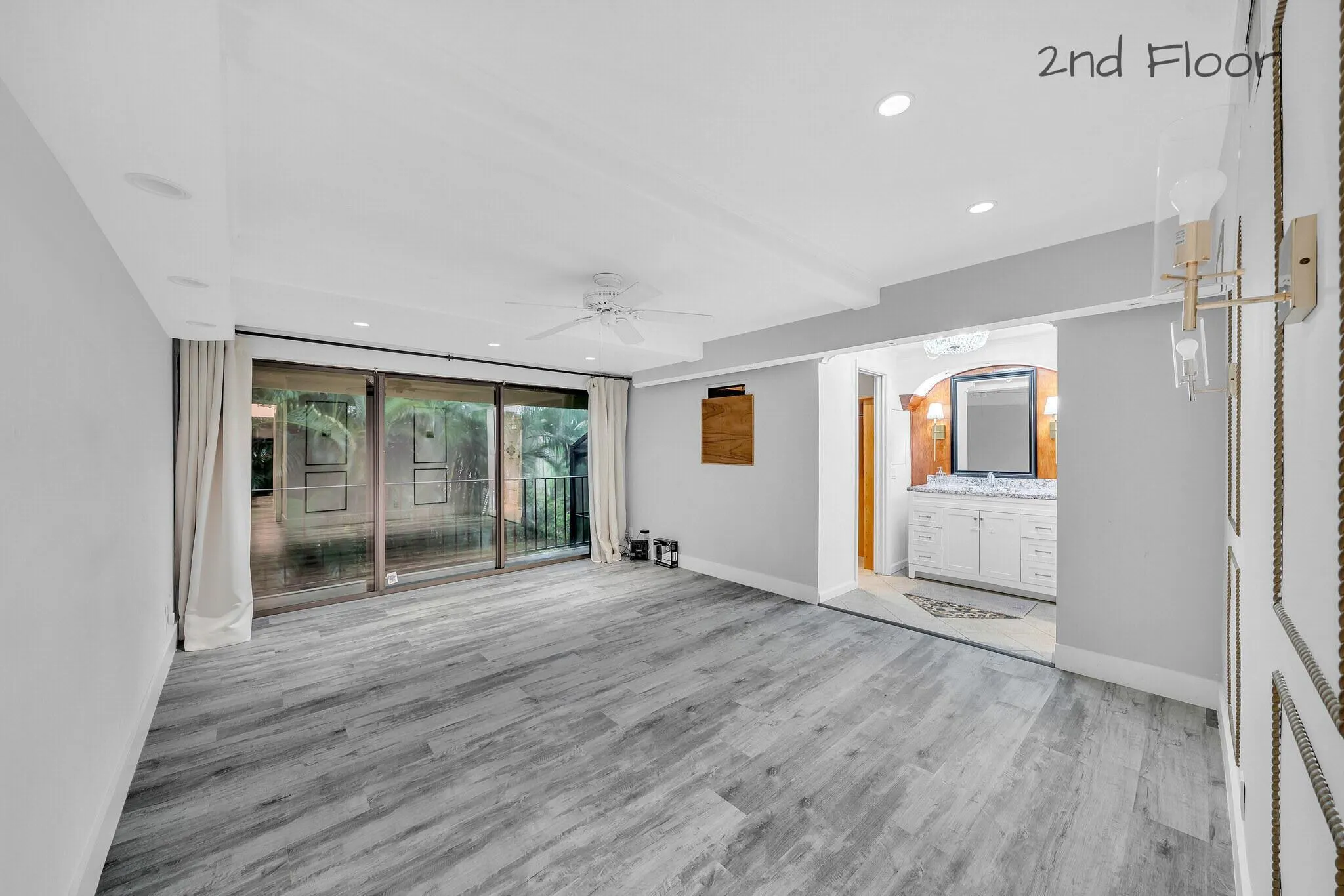 714 E Coco Plum Circle, #2