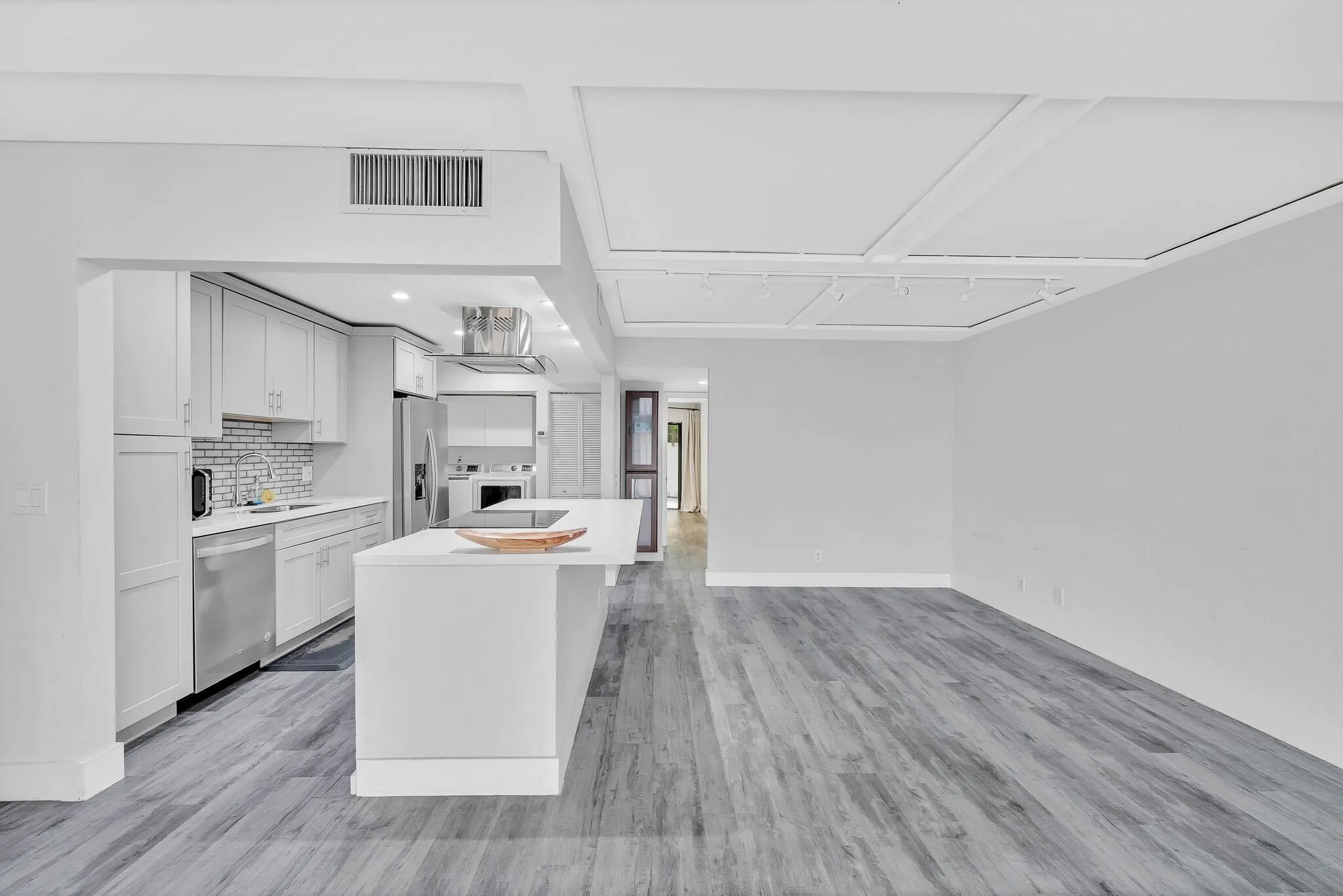 714 E Coco Plum Circle, #2