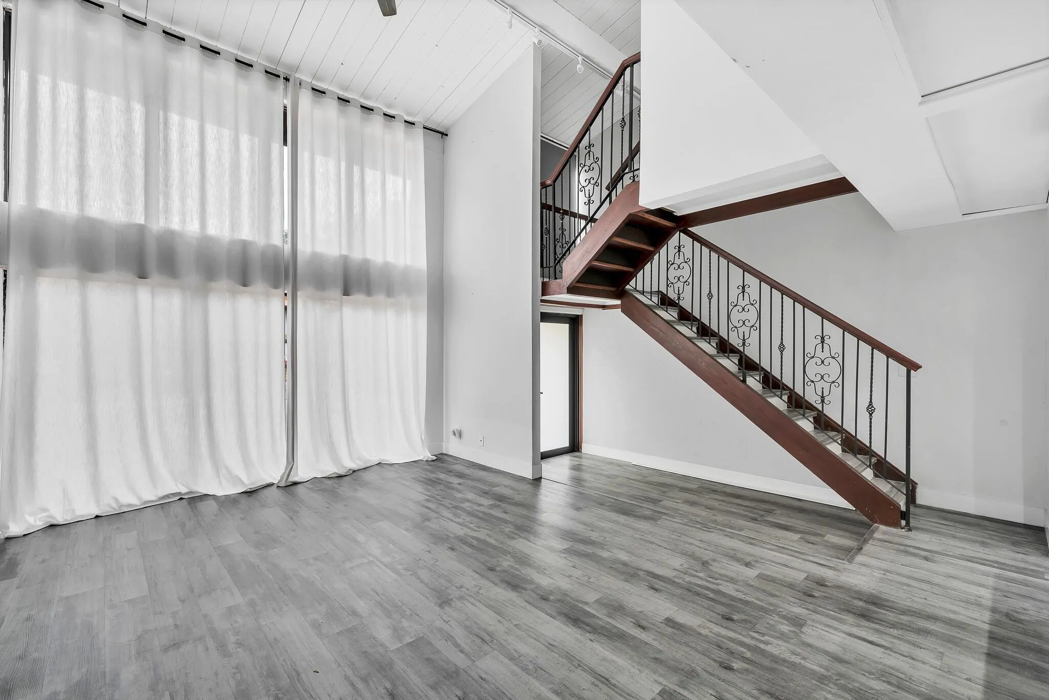 714 E Coco Plum Circle, #2