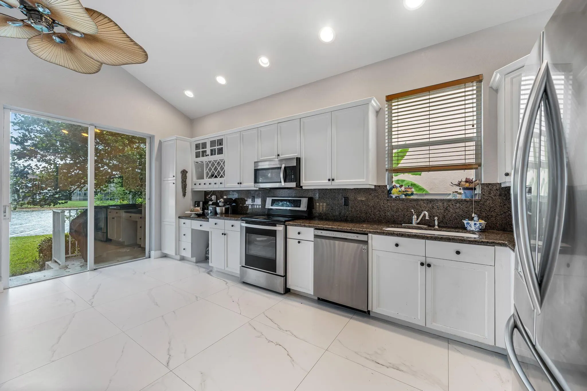 2183 Alworth Ter