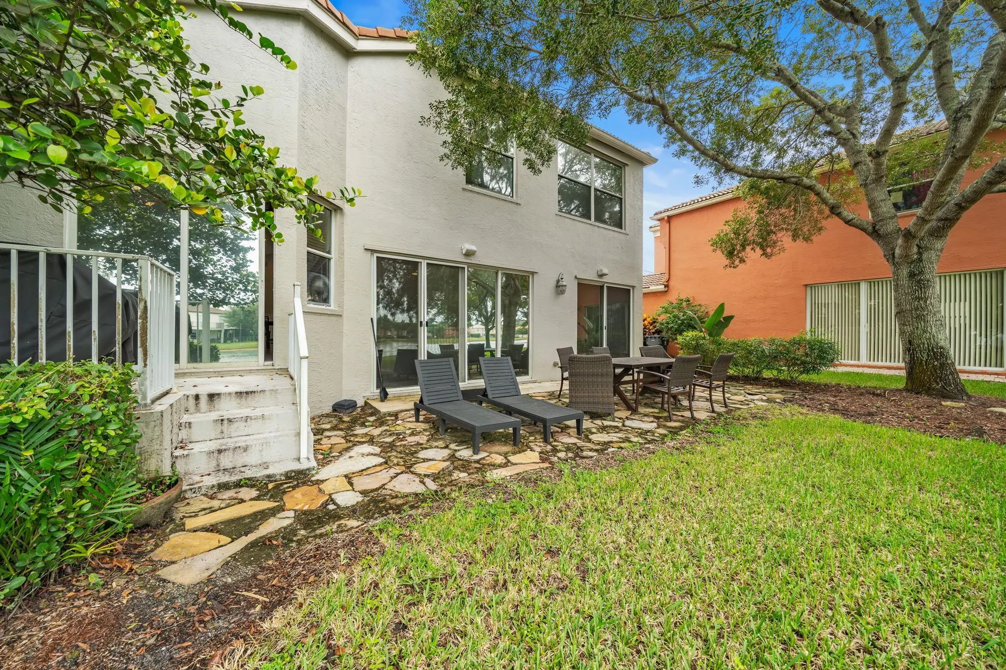 2183 Alworth Ter