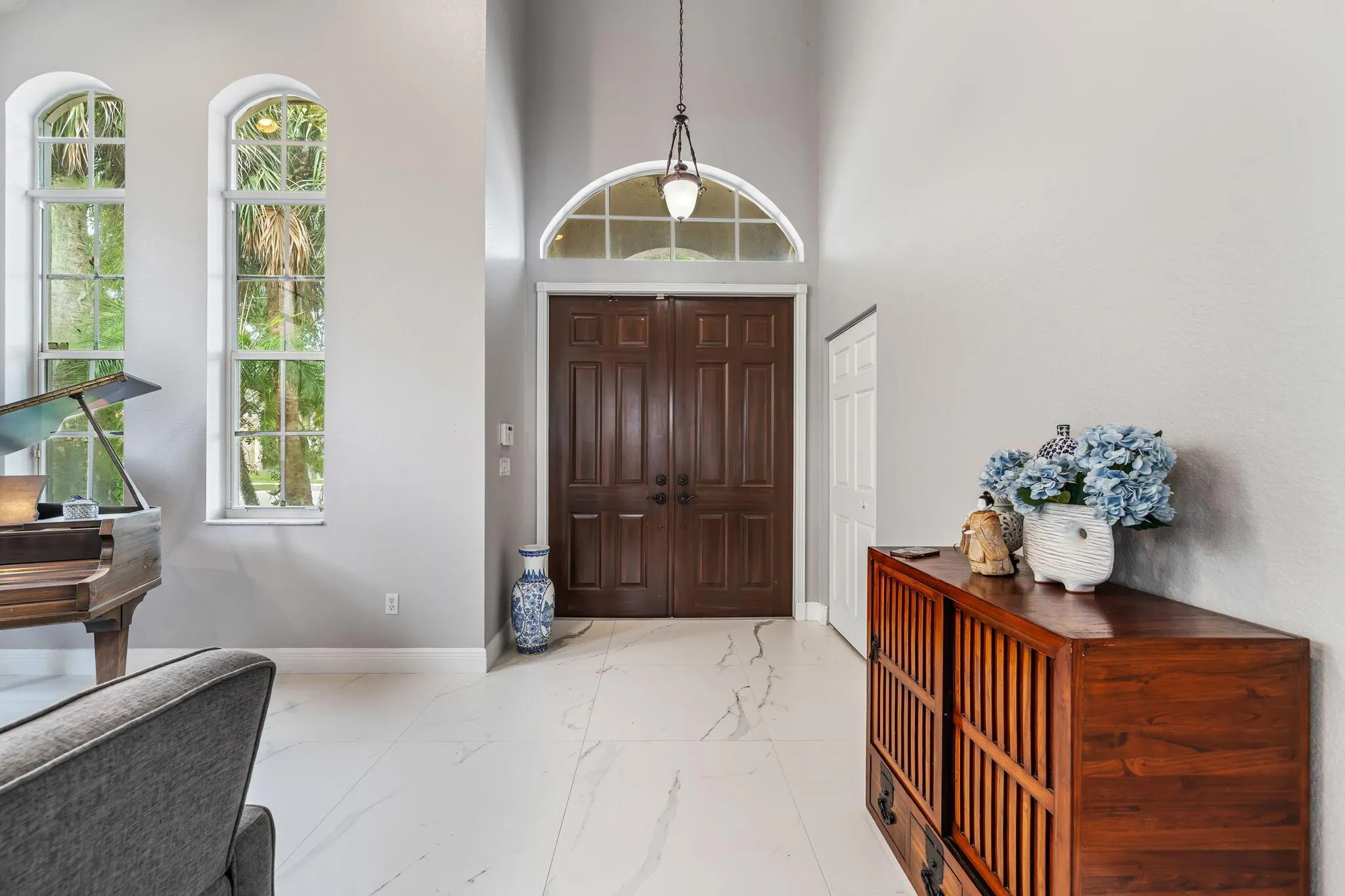 2183 Alworth Ter