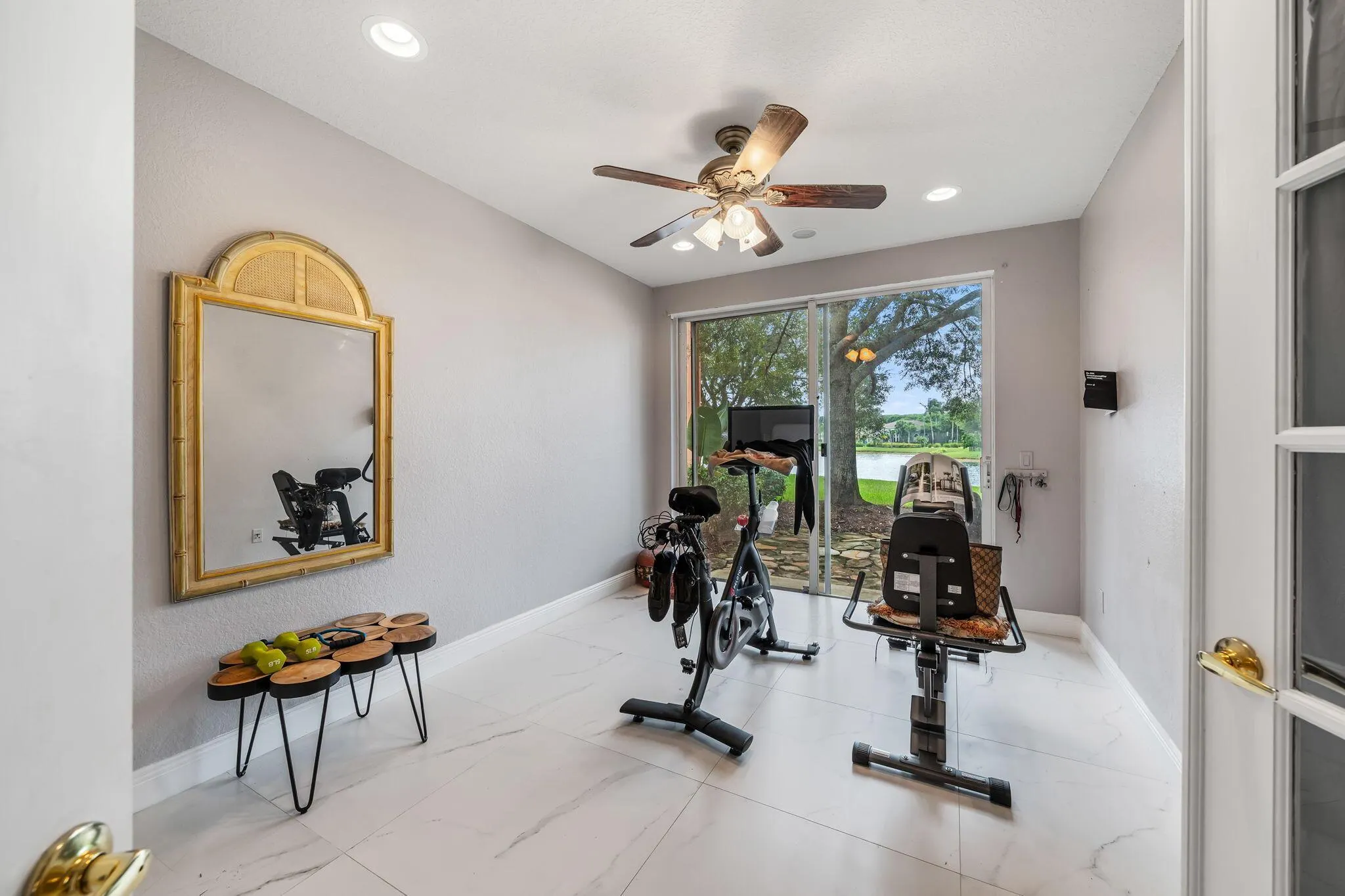 2183 Alworth Ter