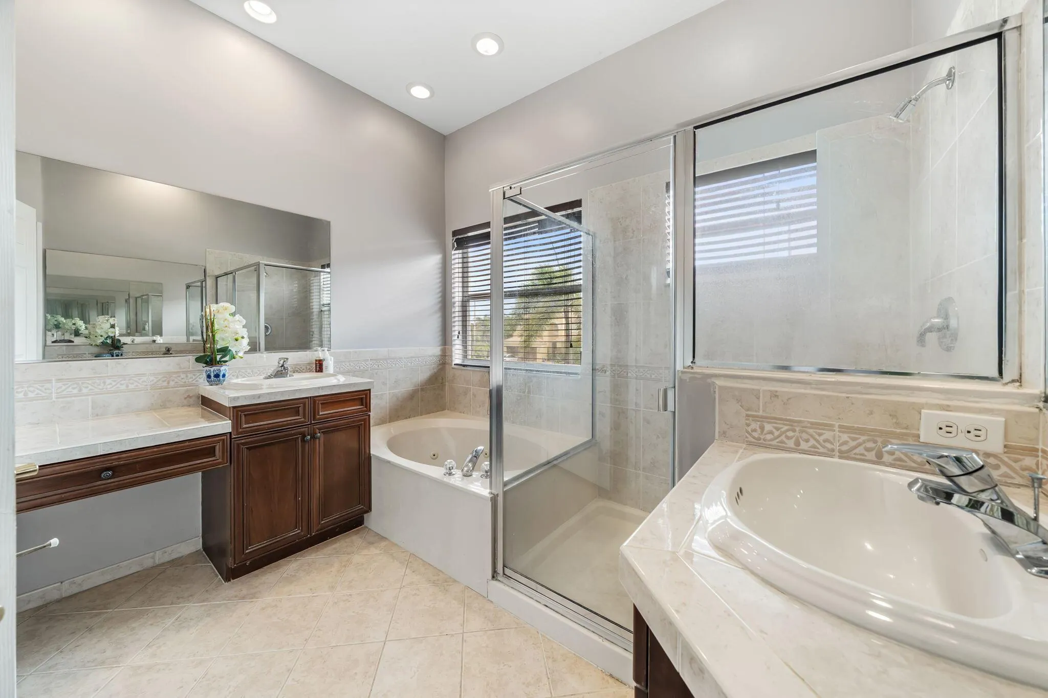 2183 Alworth Ter