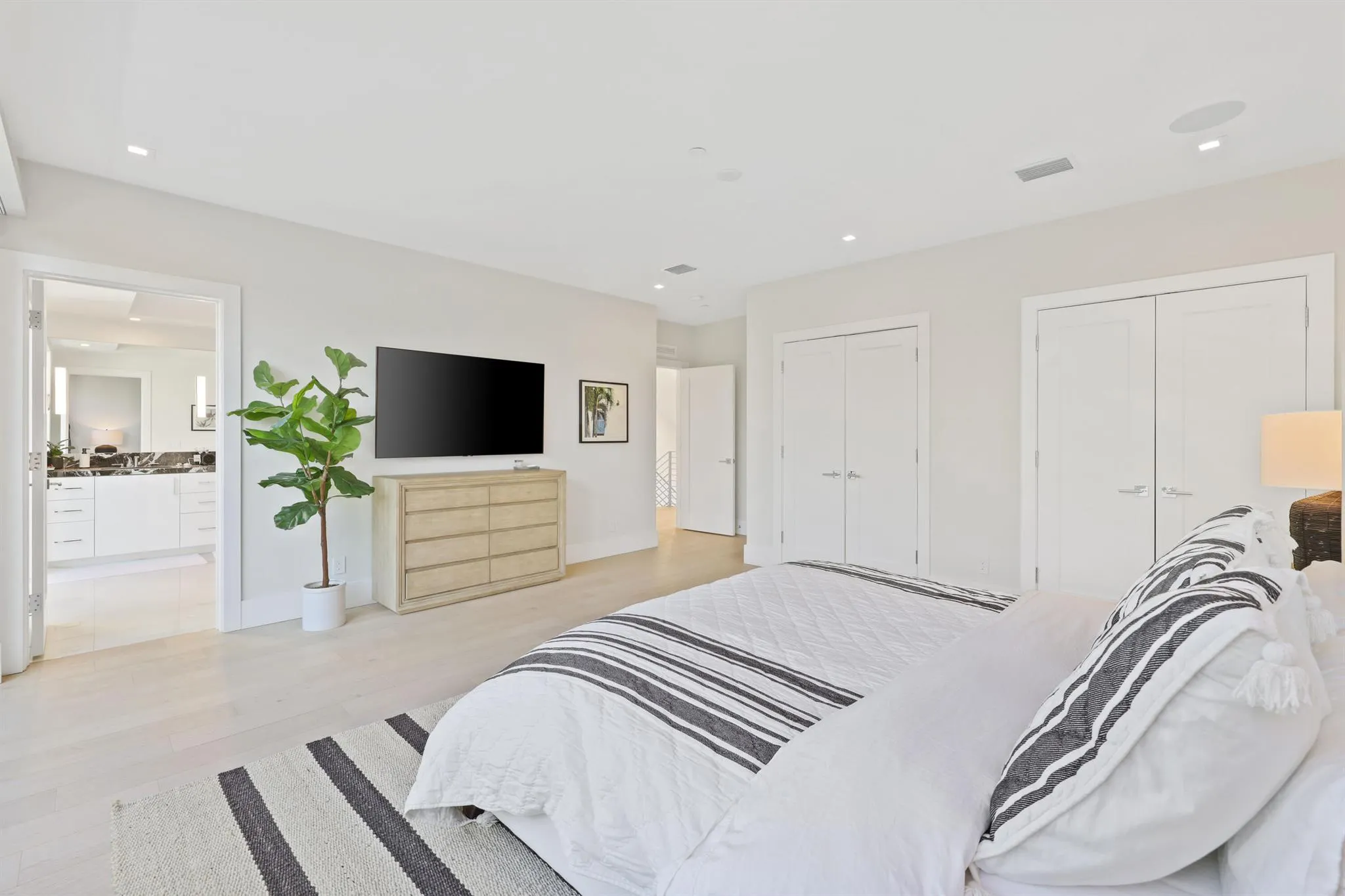 200 NE 7th Avenue, #2