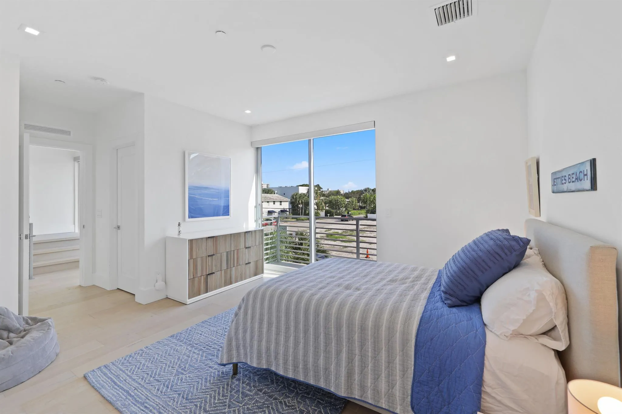 200 NE 7th Avenue, #2