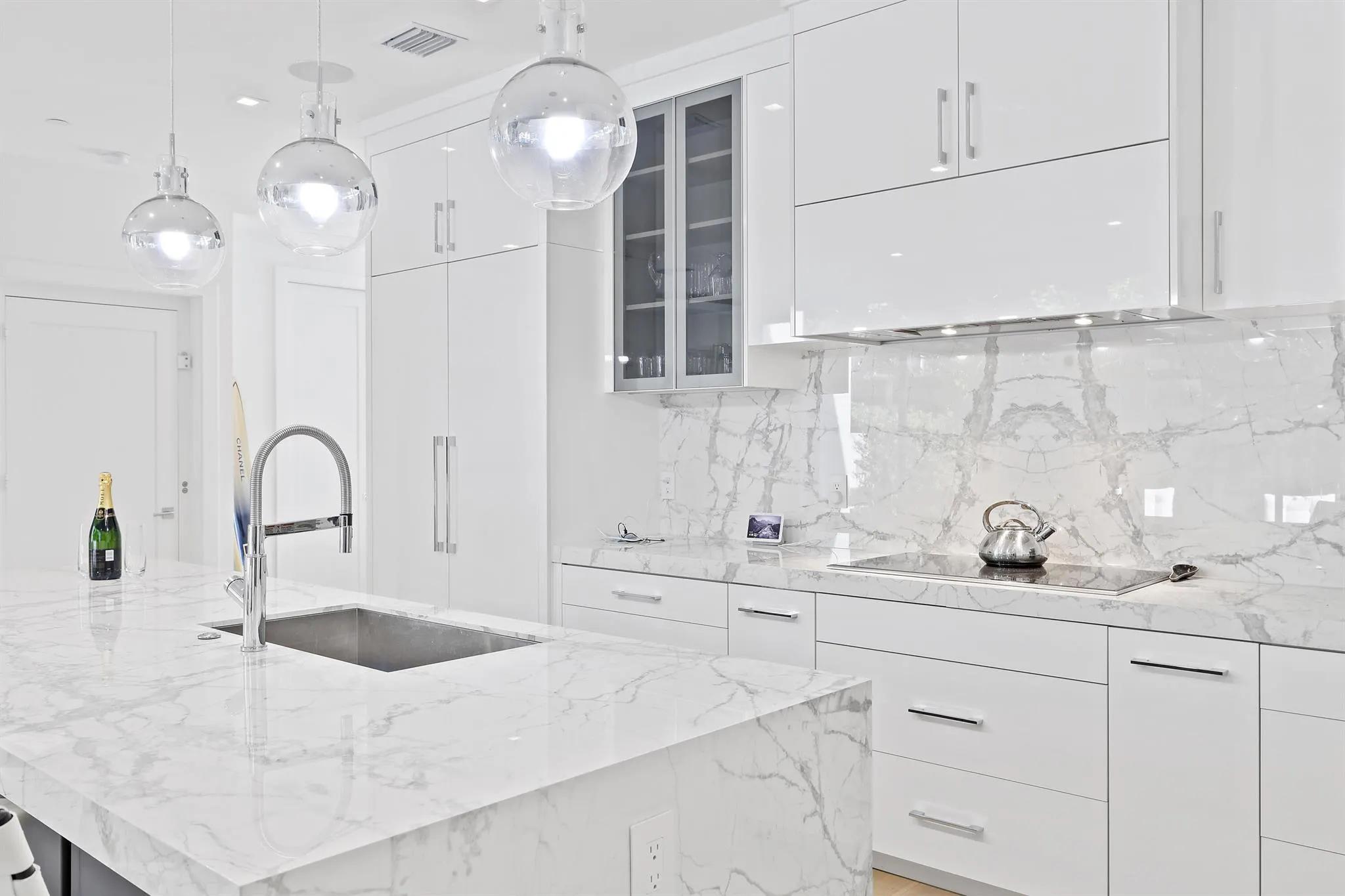 200 NE 7th Avenue, #2