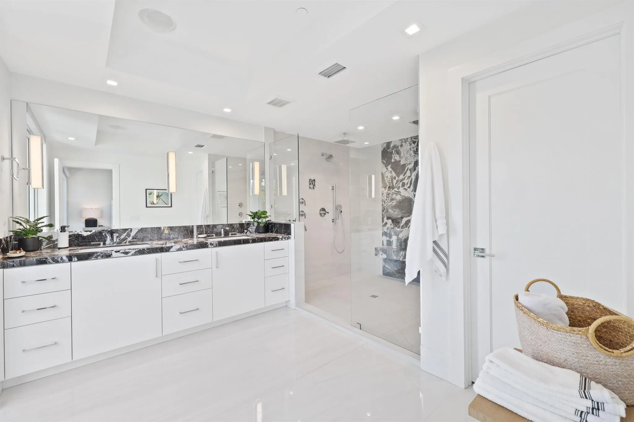 200 NE 7th Avenue, #2