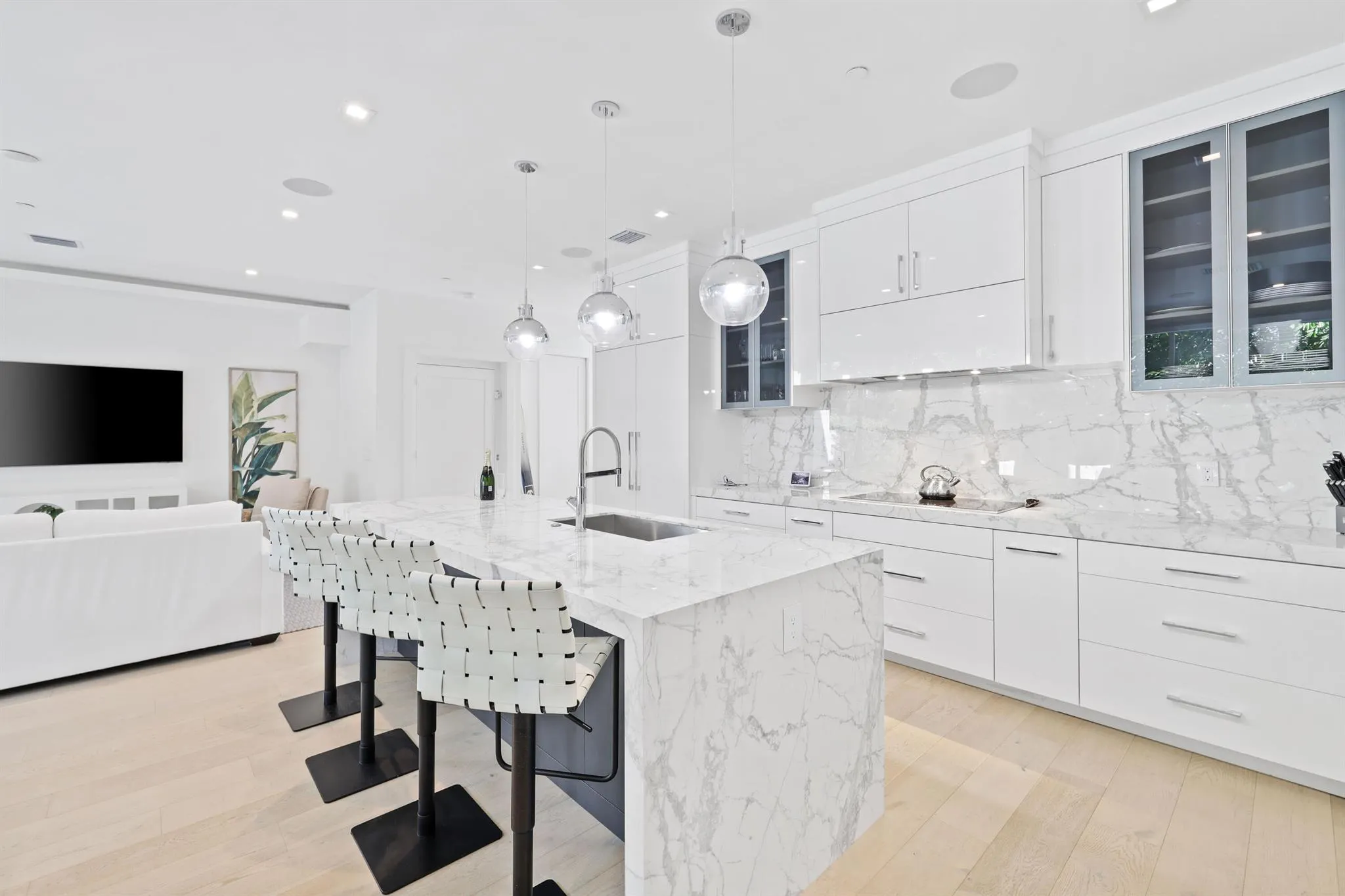 200 NE 7th Avenue, #2