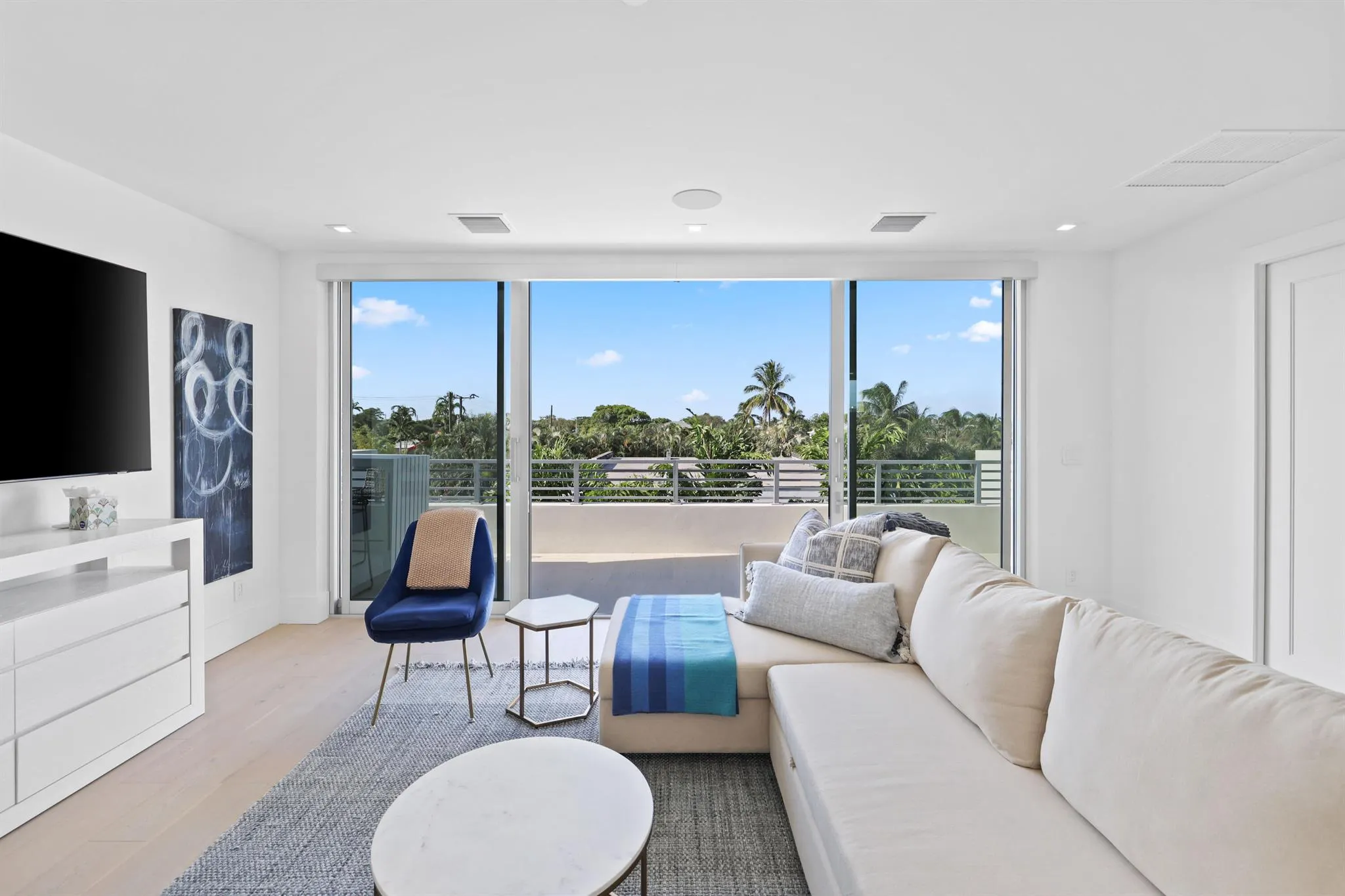 200 NE 7th Avenue, #2