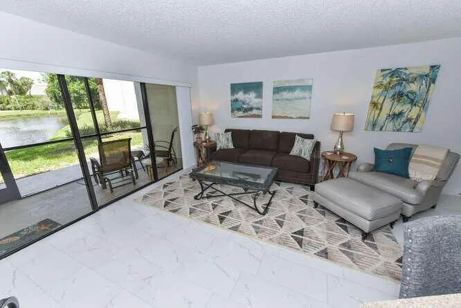 1605 S Us Highway 1, #B105