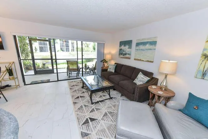 1605 S Us Highway 1, #B105