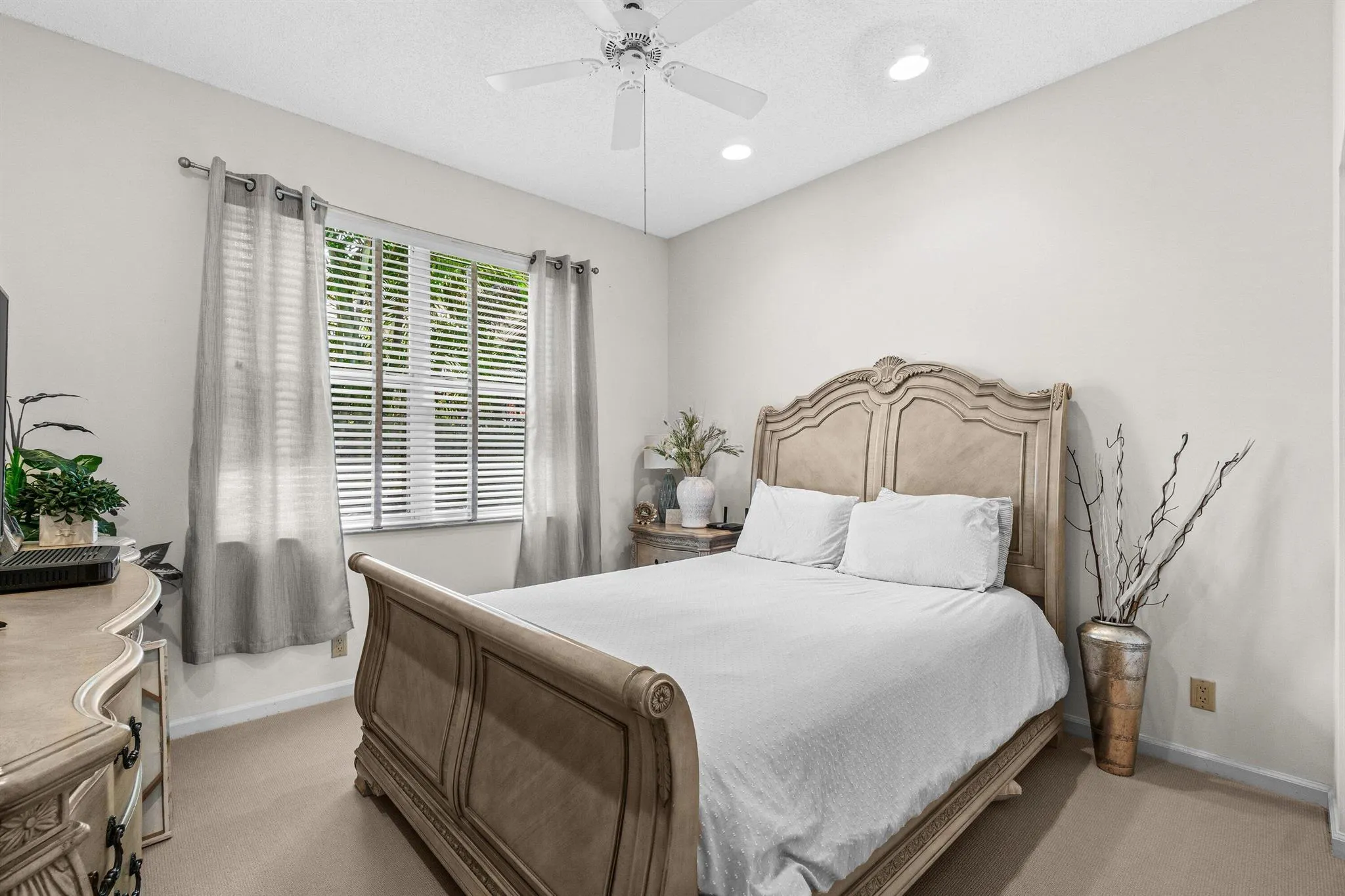 2082 NW 56th Street