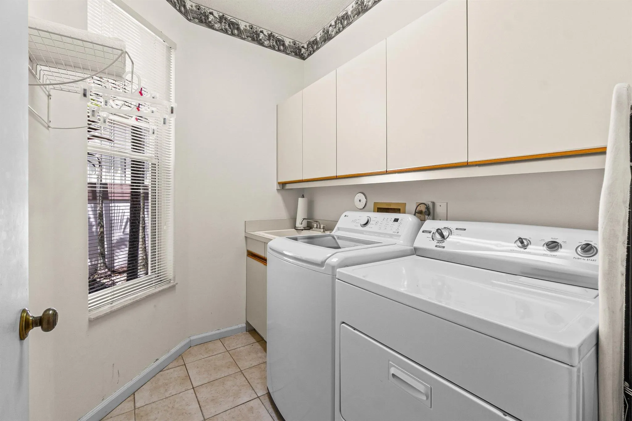 2082 NW 56th Street