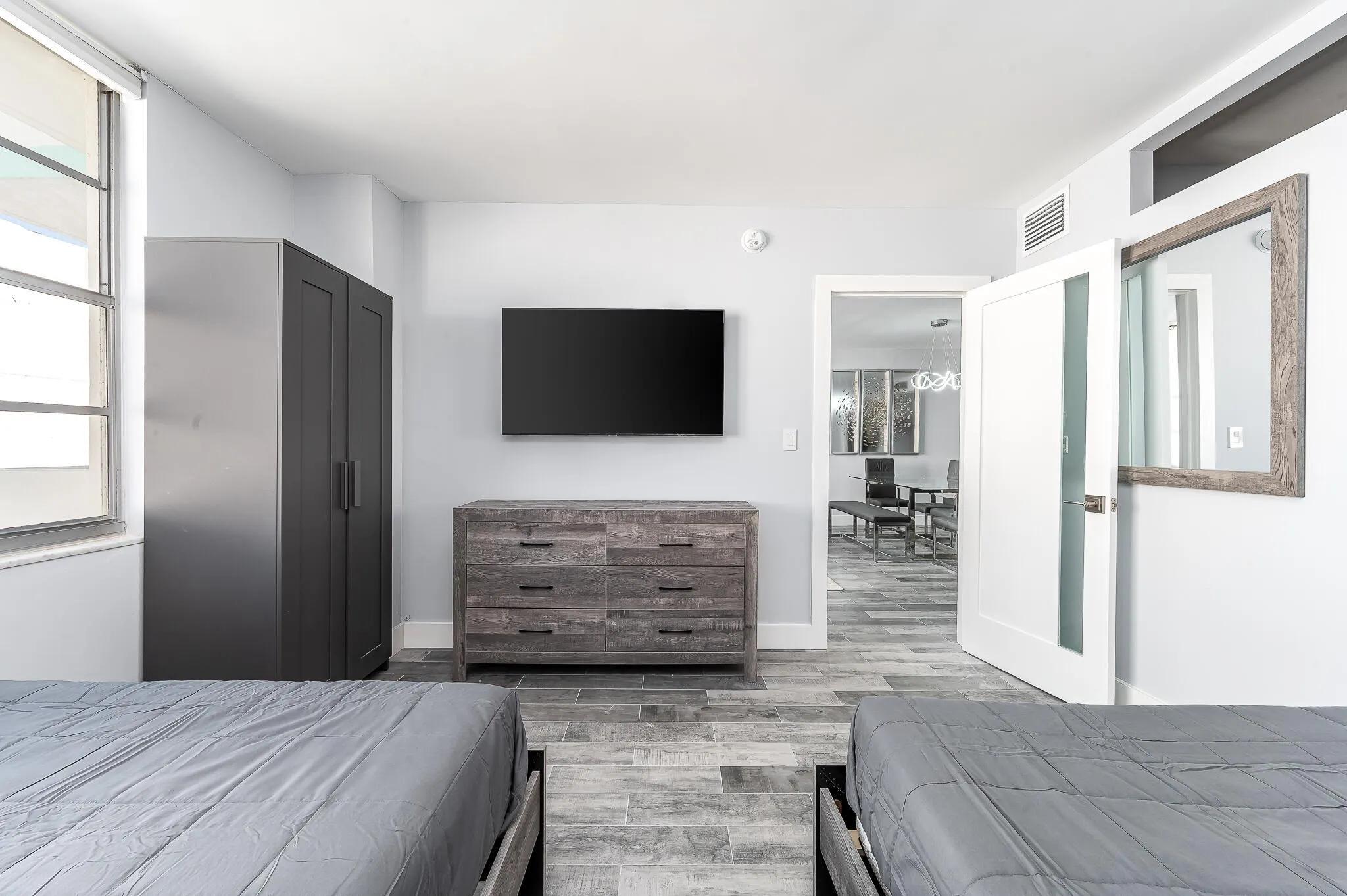 3725 S Ocean Drive, #1203
