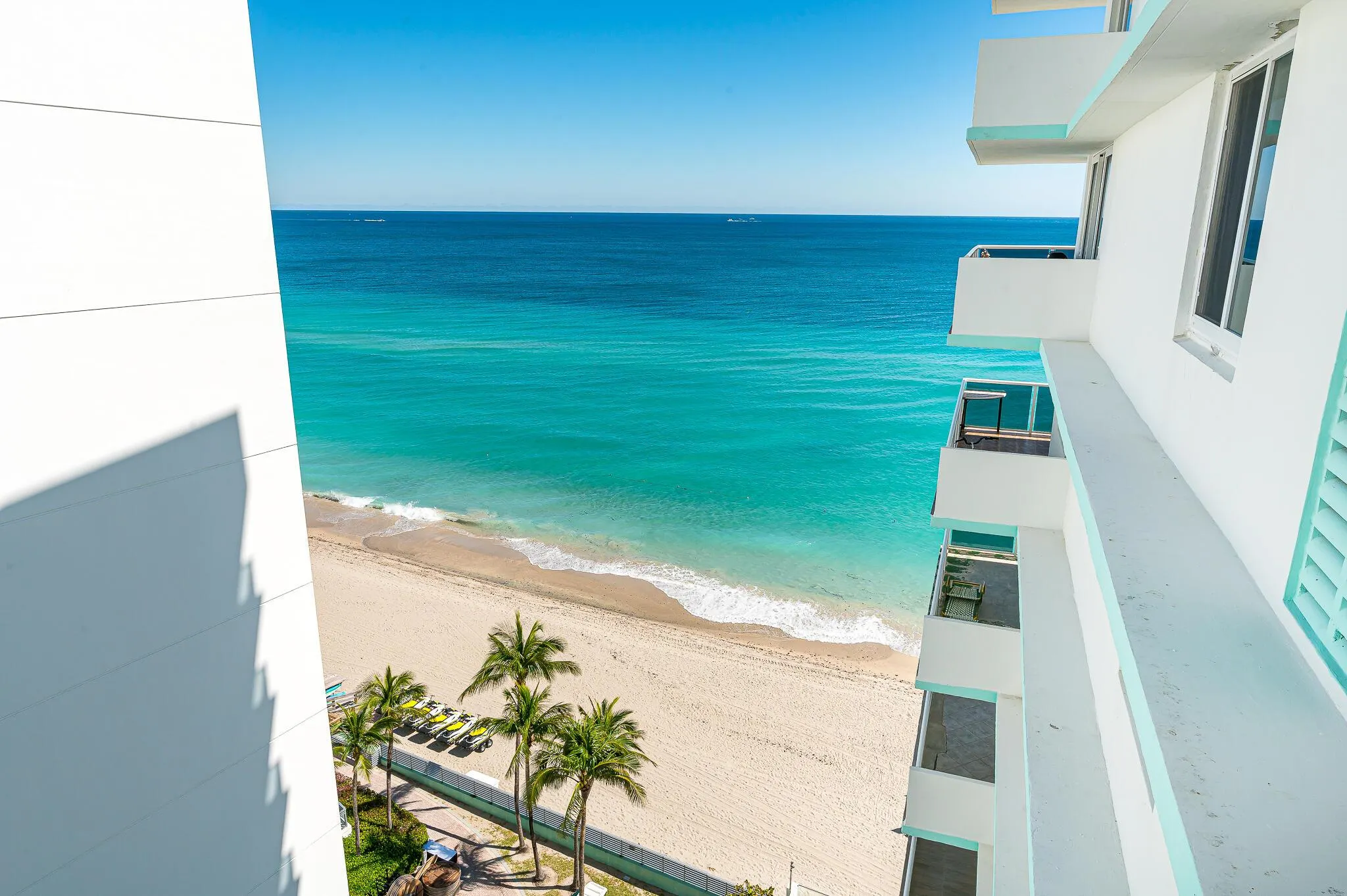 3725 S Ocean Drive, #1203