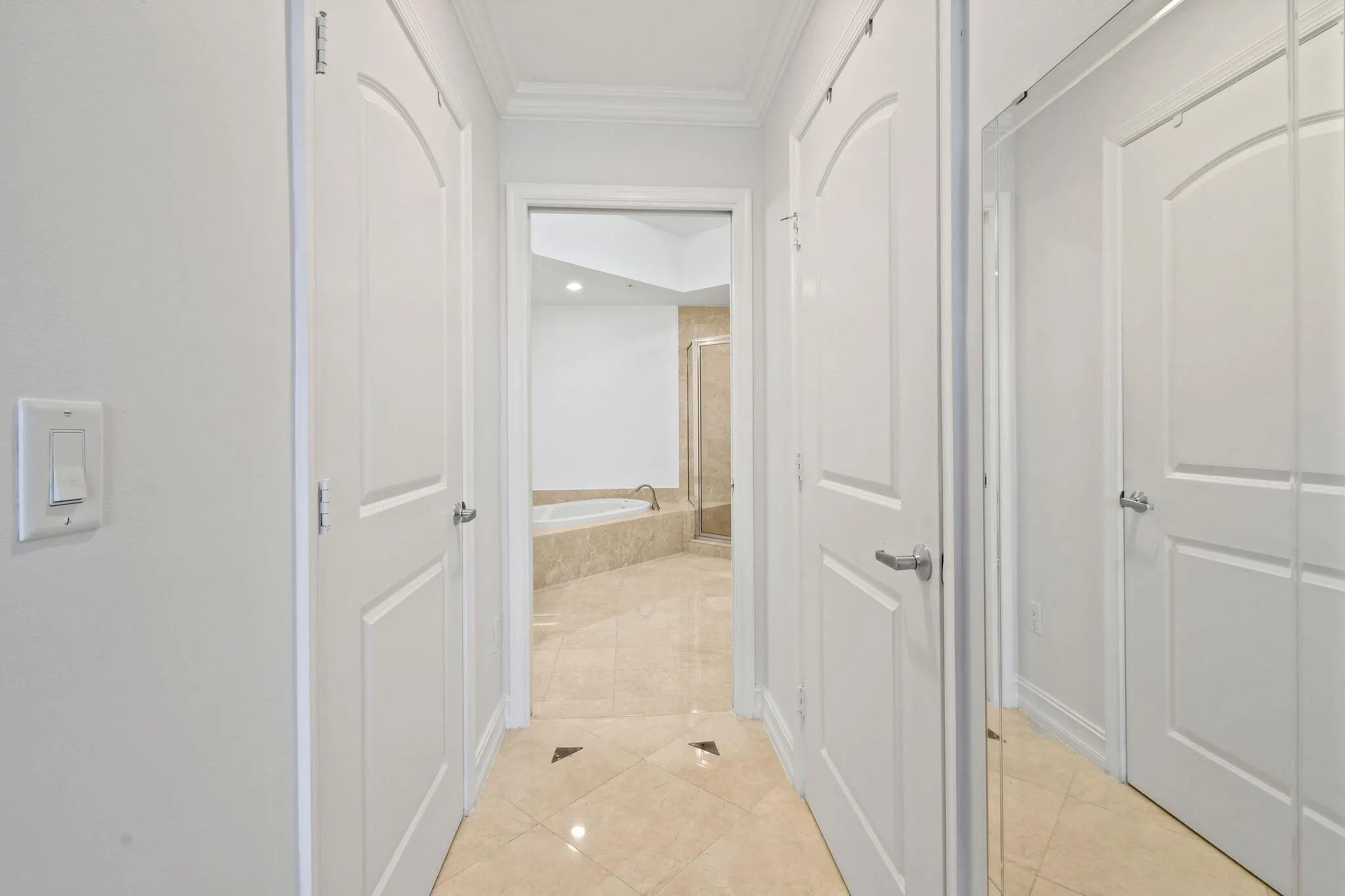 701 S Olive Avenue, #818