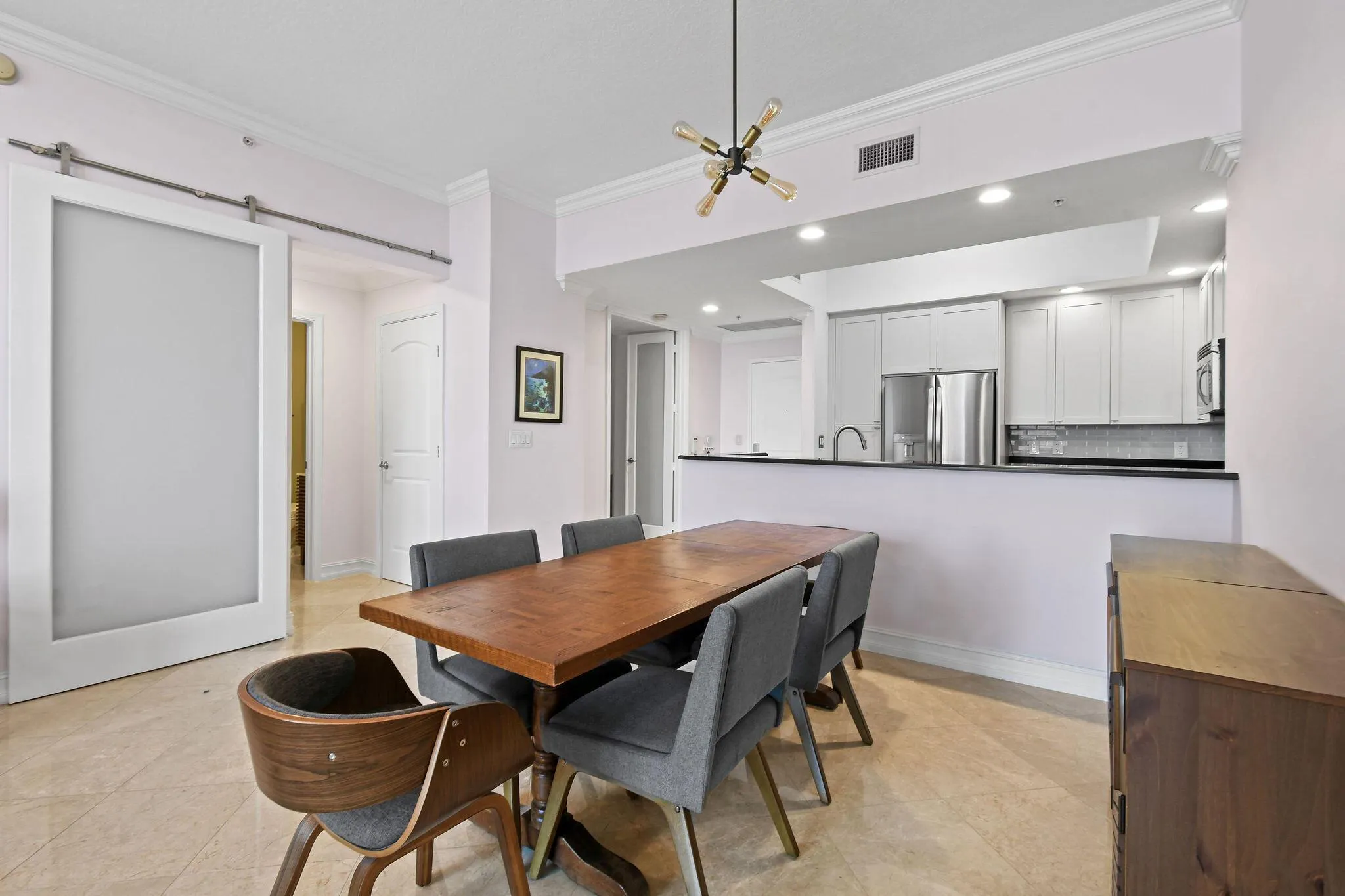 701 S Olive Avenue, #818