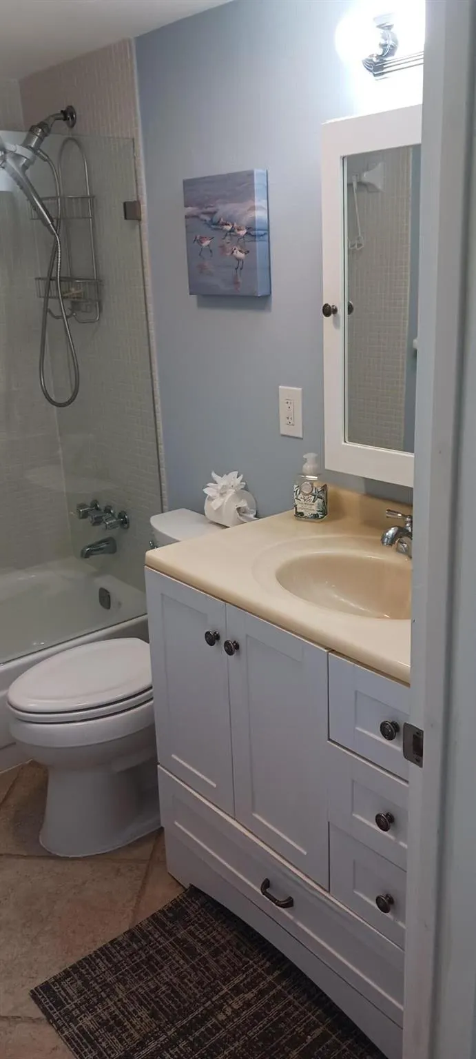 3200 NE 7th Court NE, #308c