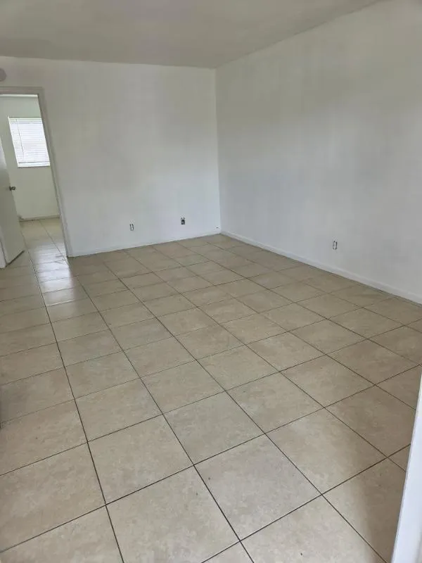 1250 Old Boynton Road, #319