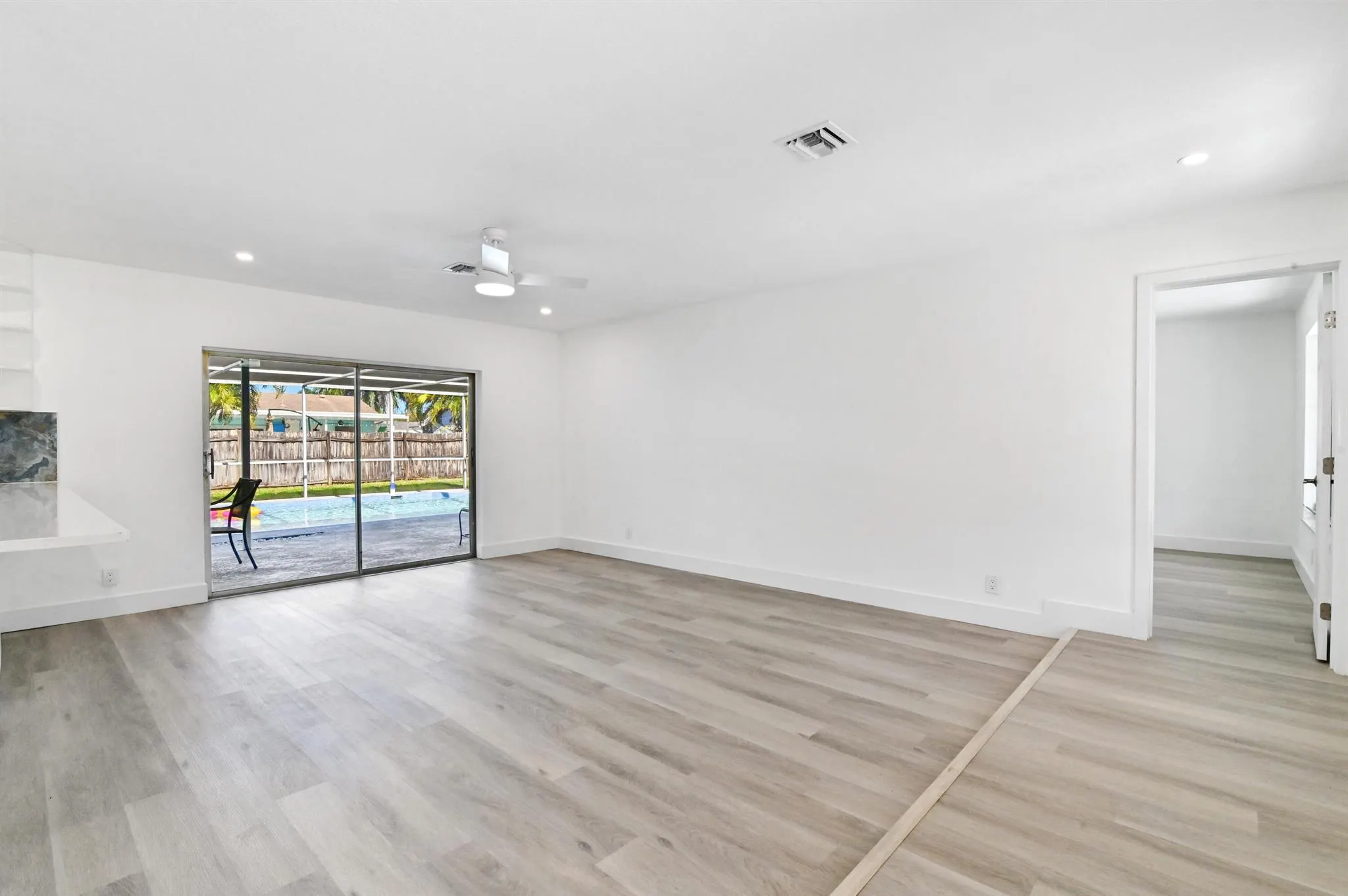 4421 NW 2nd Court