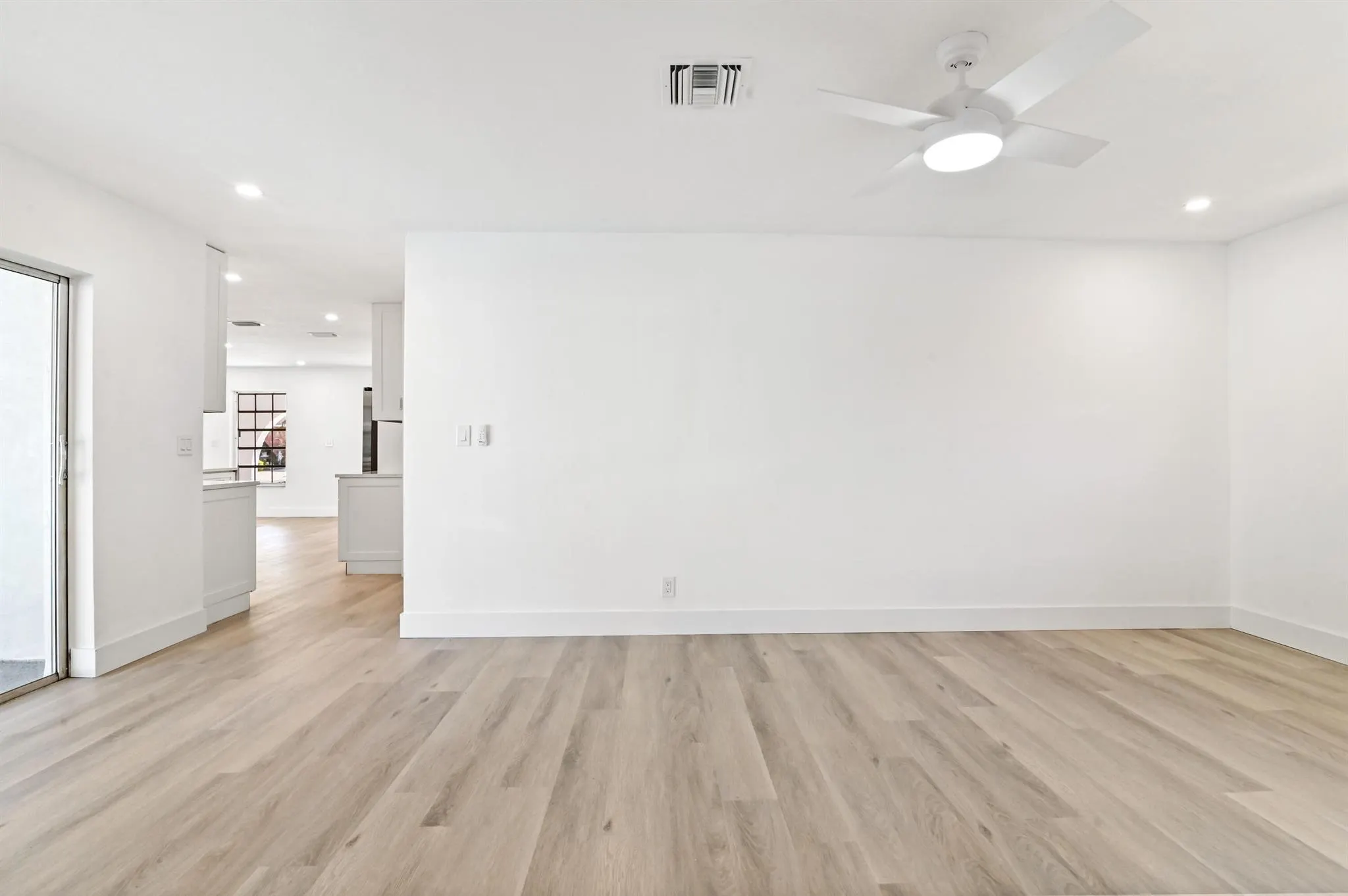 4421 NW 2nd Court