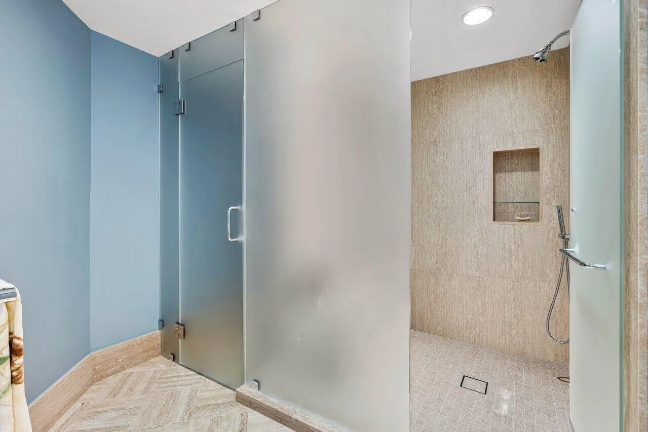 3001 SE Island Point Lane, #12